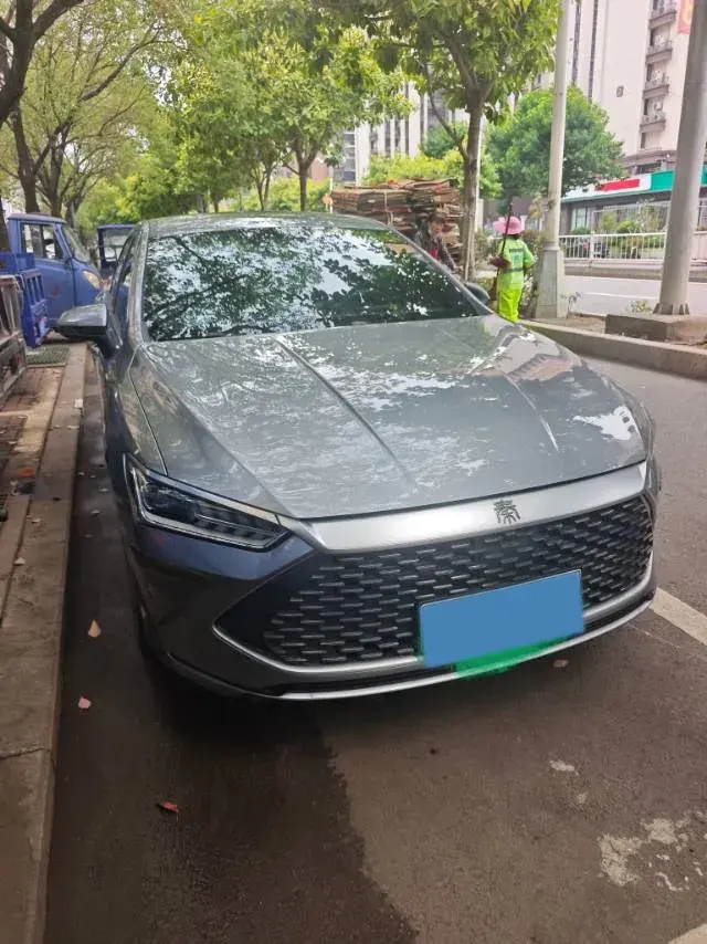 2023 BYD QIN thumbnail 3