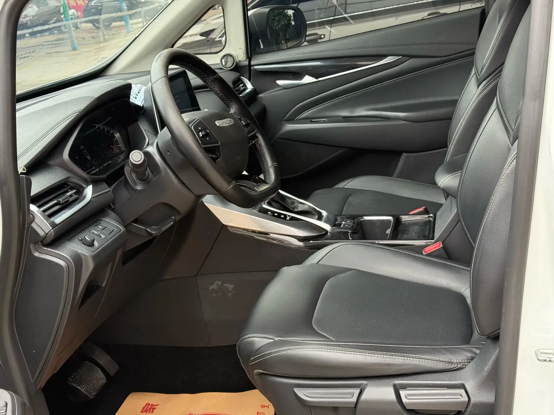 2021 MAXUS G50 thumbnail 4