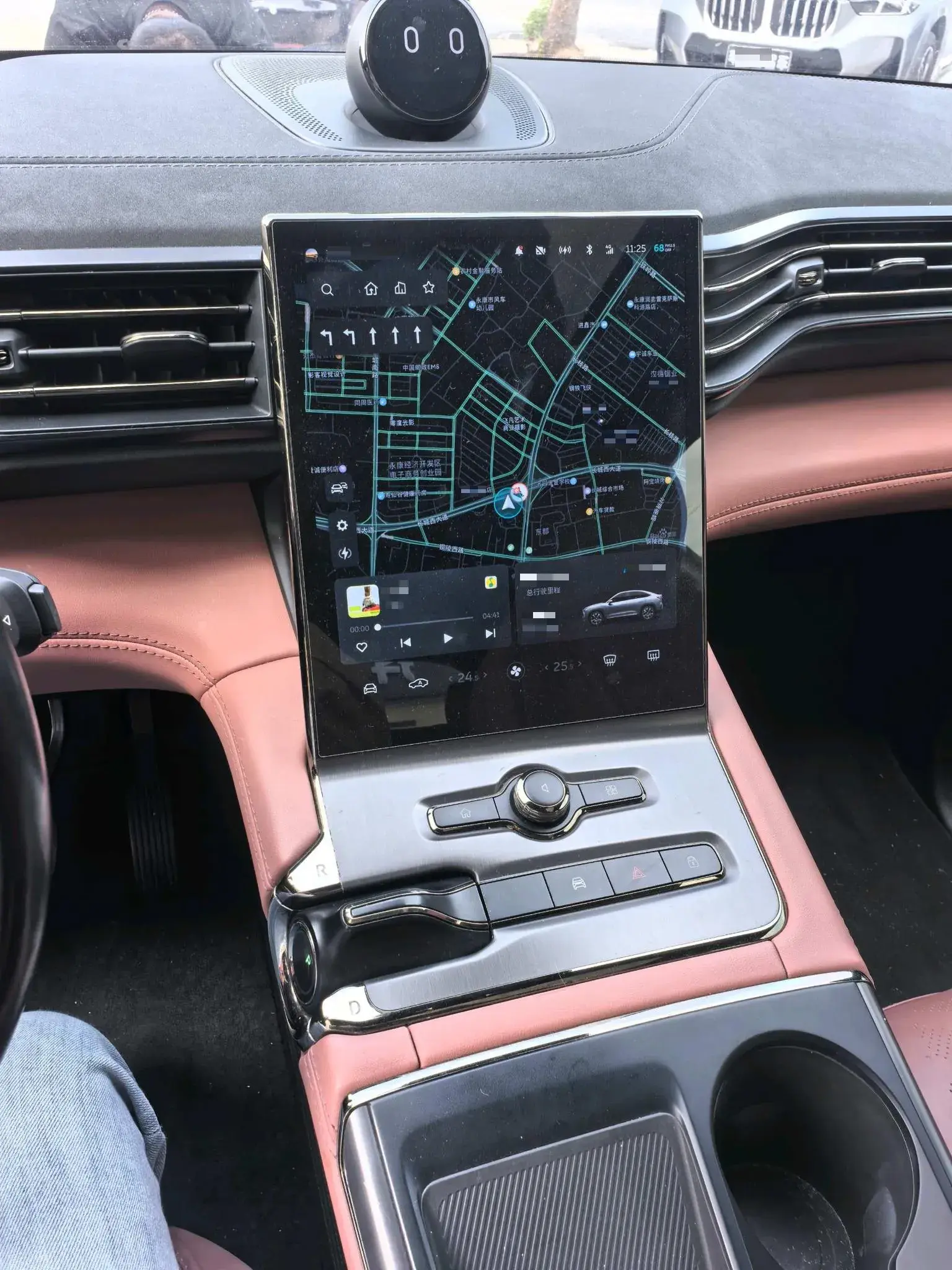 2020 NIO EC6 thumbnail 4