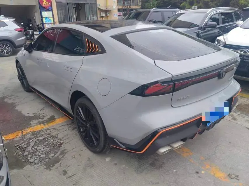 2023 CHANGAN UNI-V thumbnail 4