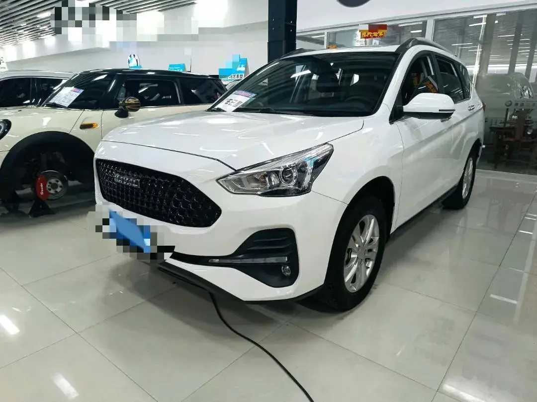 2019 HAVAL M6 view 1