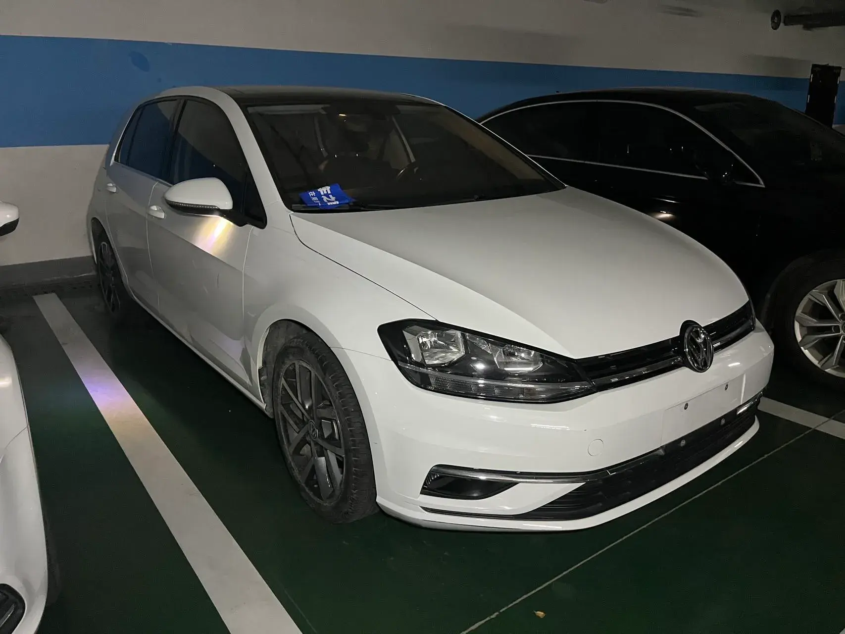 2019 VOLKSWAGEN GOLF thumbnail 3