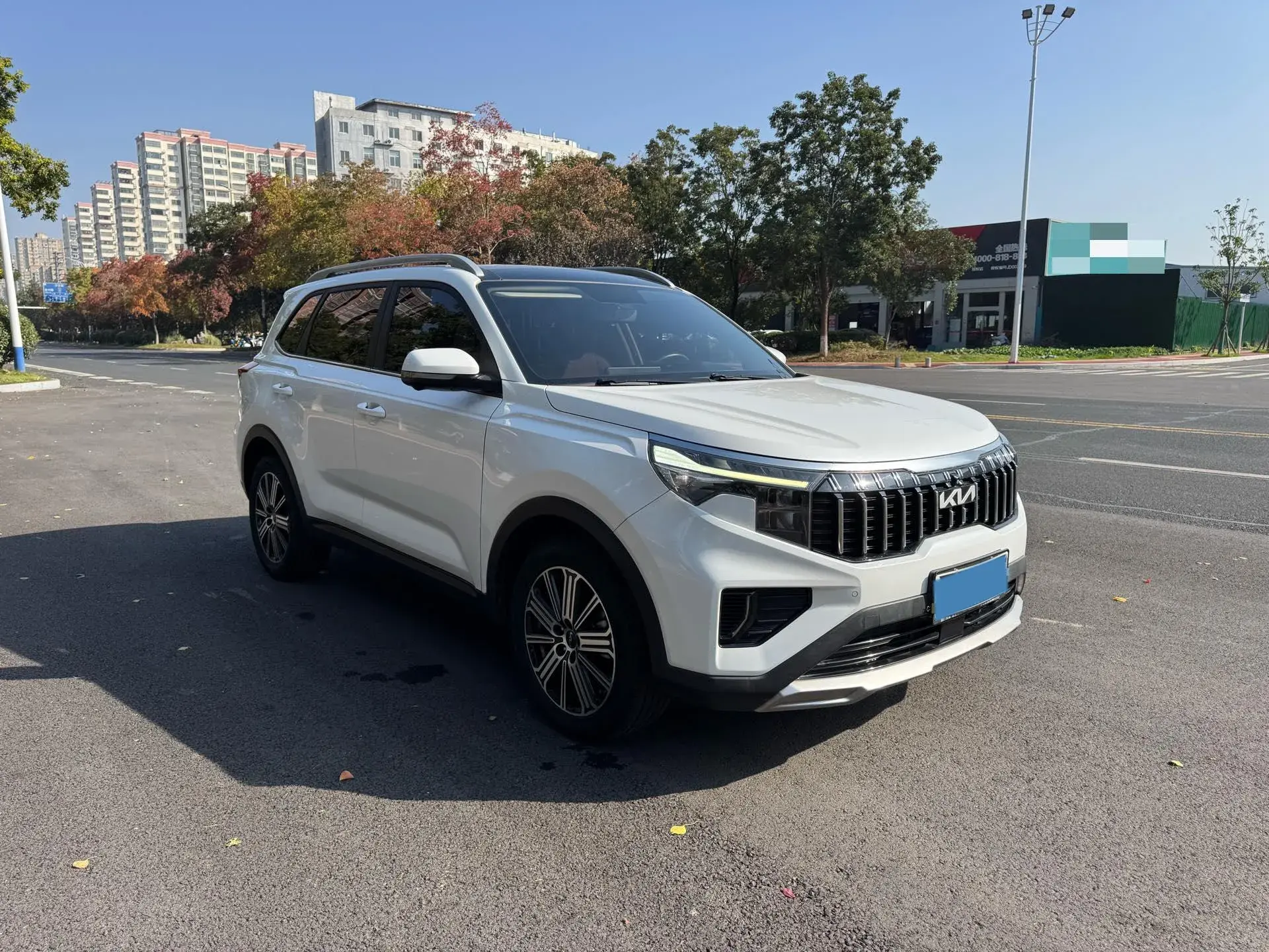 2021 KIA SPORTAGE thumbnail 3