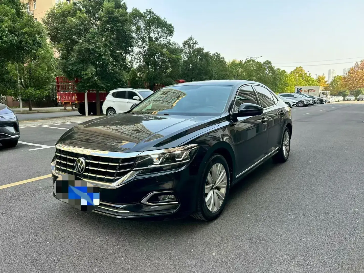 2020 VOLKSWAGEN PASSAT view 1