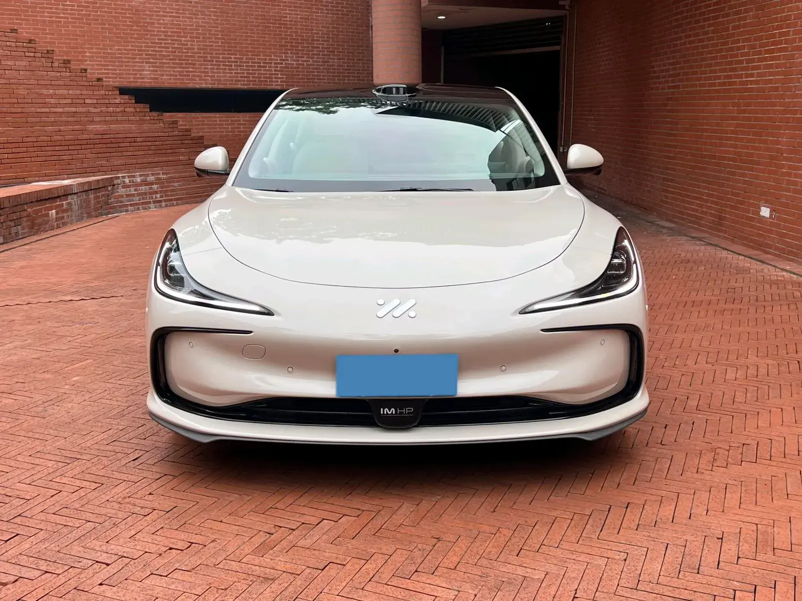 2024 IM L6 thumbnail 2