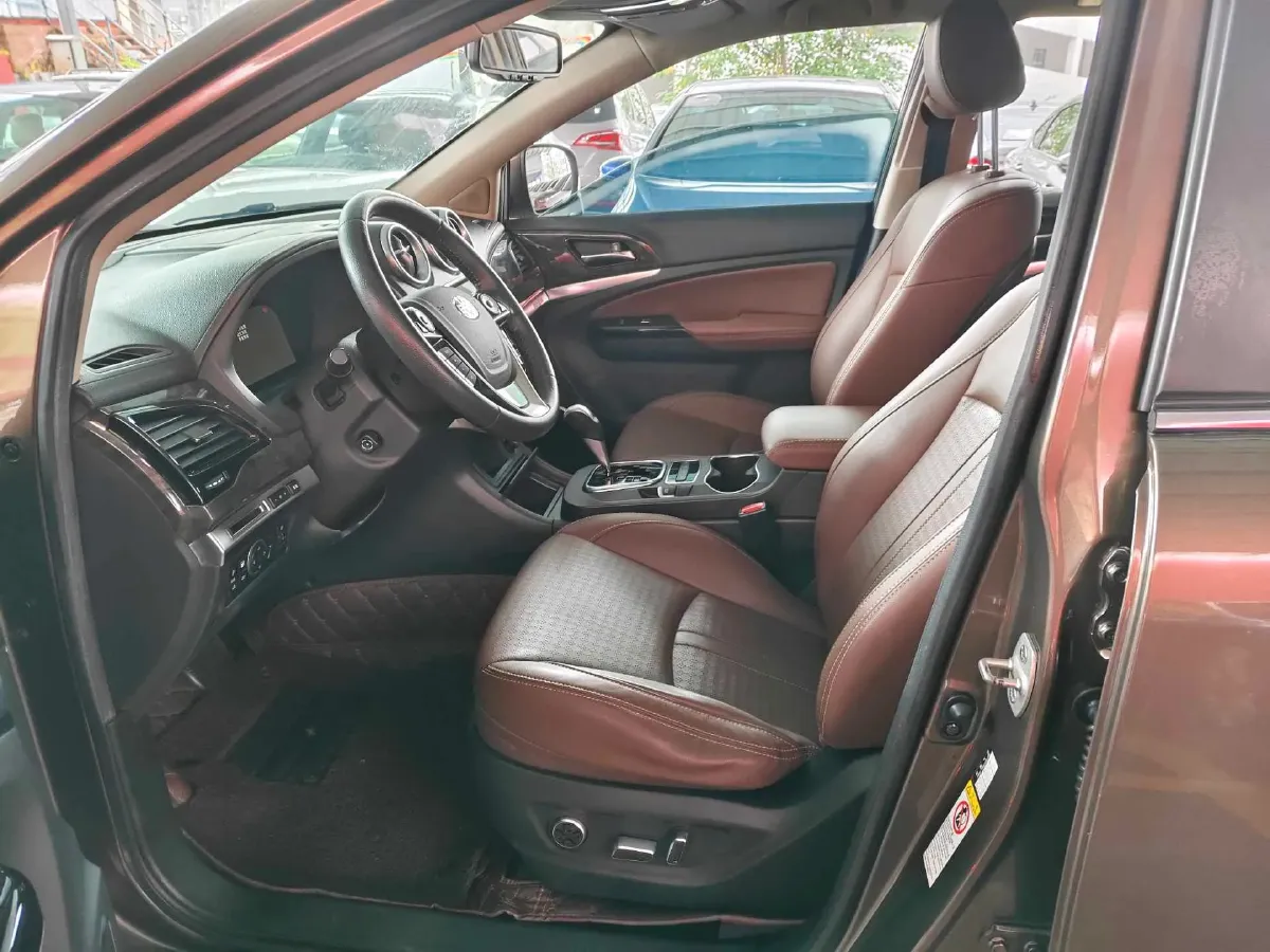 2017 BYD S7 2.0T 205HP L4 6DCT,autocango,china used car exporter,china ev exporter,chinese used car exporter,chinese used ev exporter