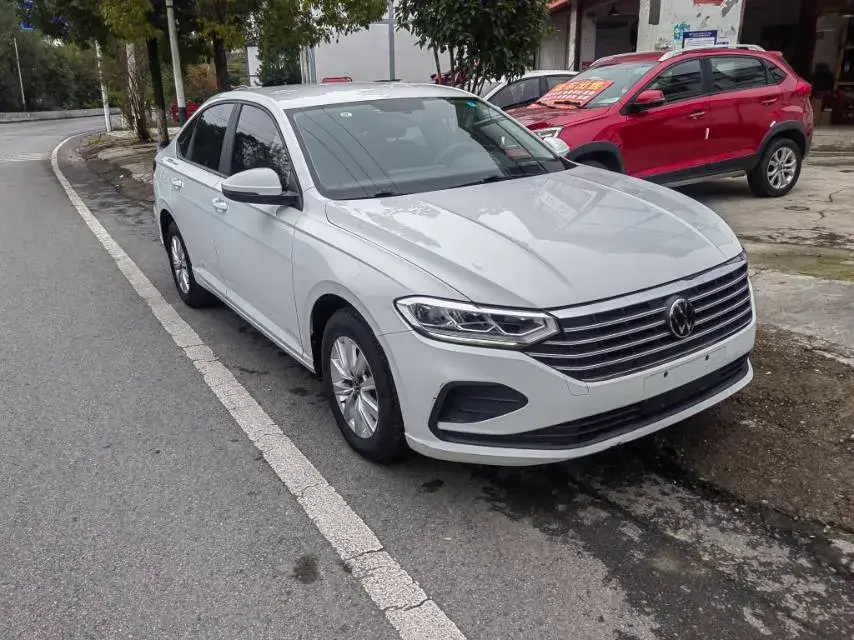 2023 VOLKSWAGEN LAVIDA thumbnail 3