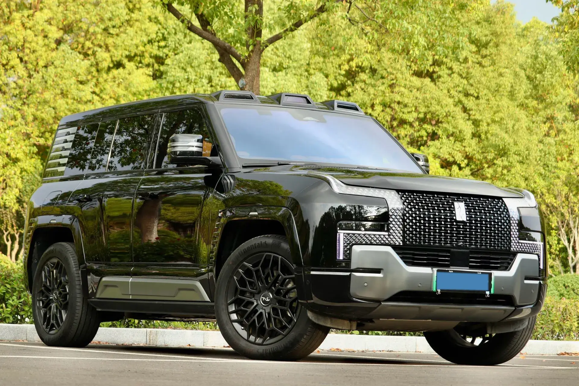 2023 YANGWANG U8 thumbnail 3