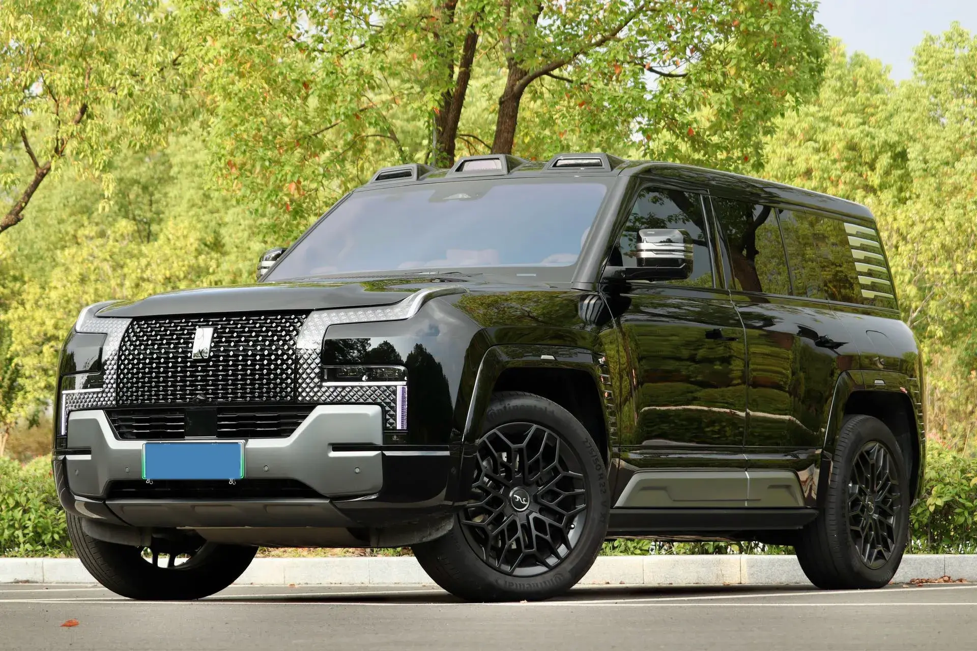 2023 YANGWANG U8 view 1