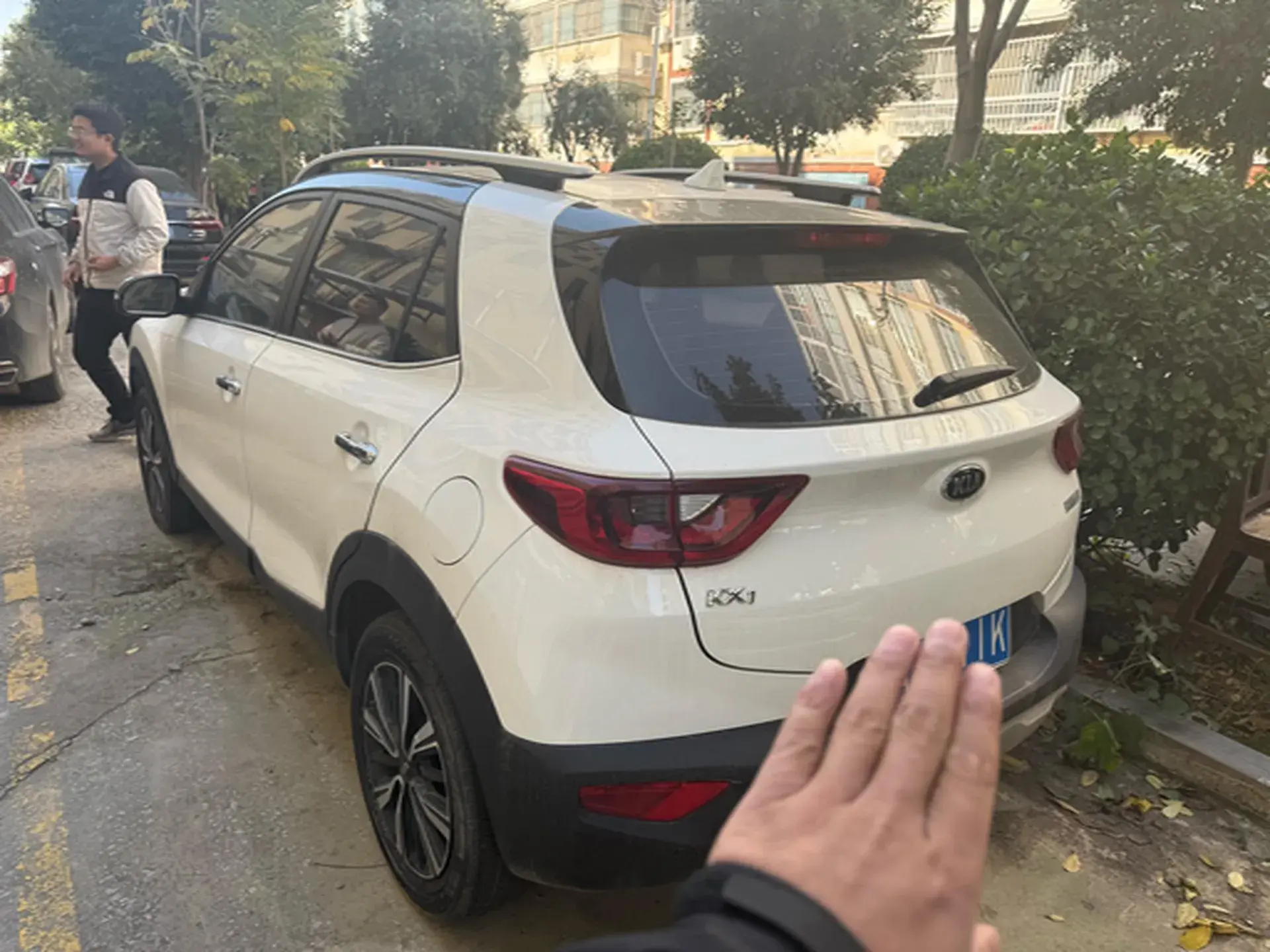 2021 KIA KX1 thumbnail 4