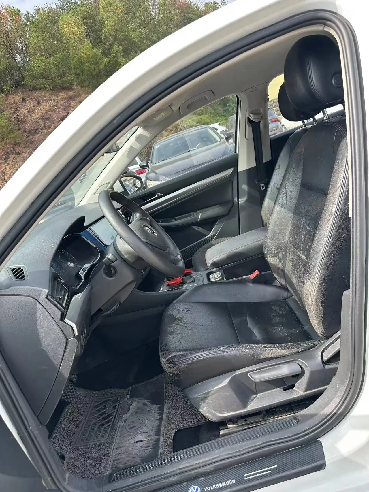 2019 VOLKSWAGEN BORA thumbnail 3