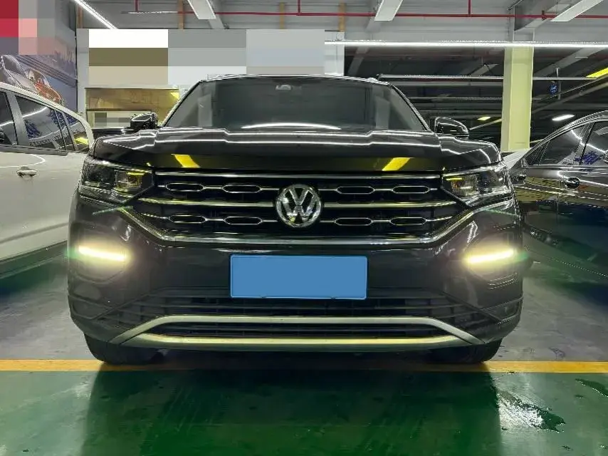 2020 VOLKSWAGEN TAYRON thumbnail 2