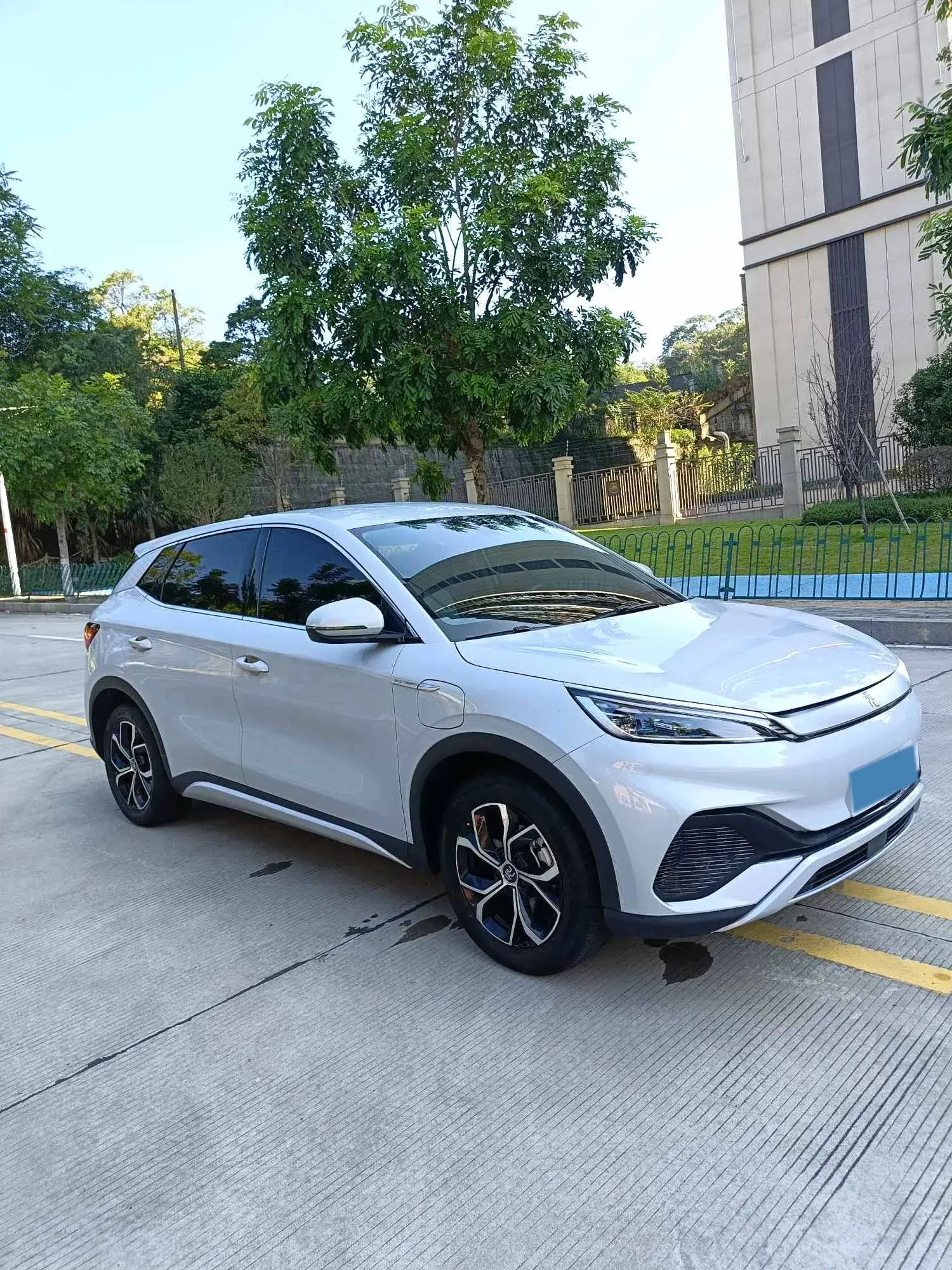 2022 BYD YUAN thumbnail 4