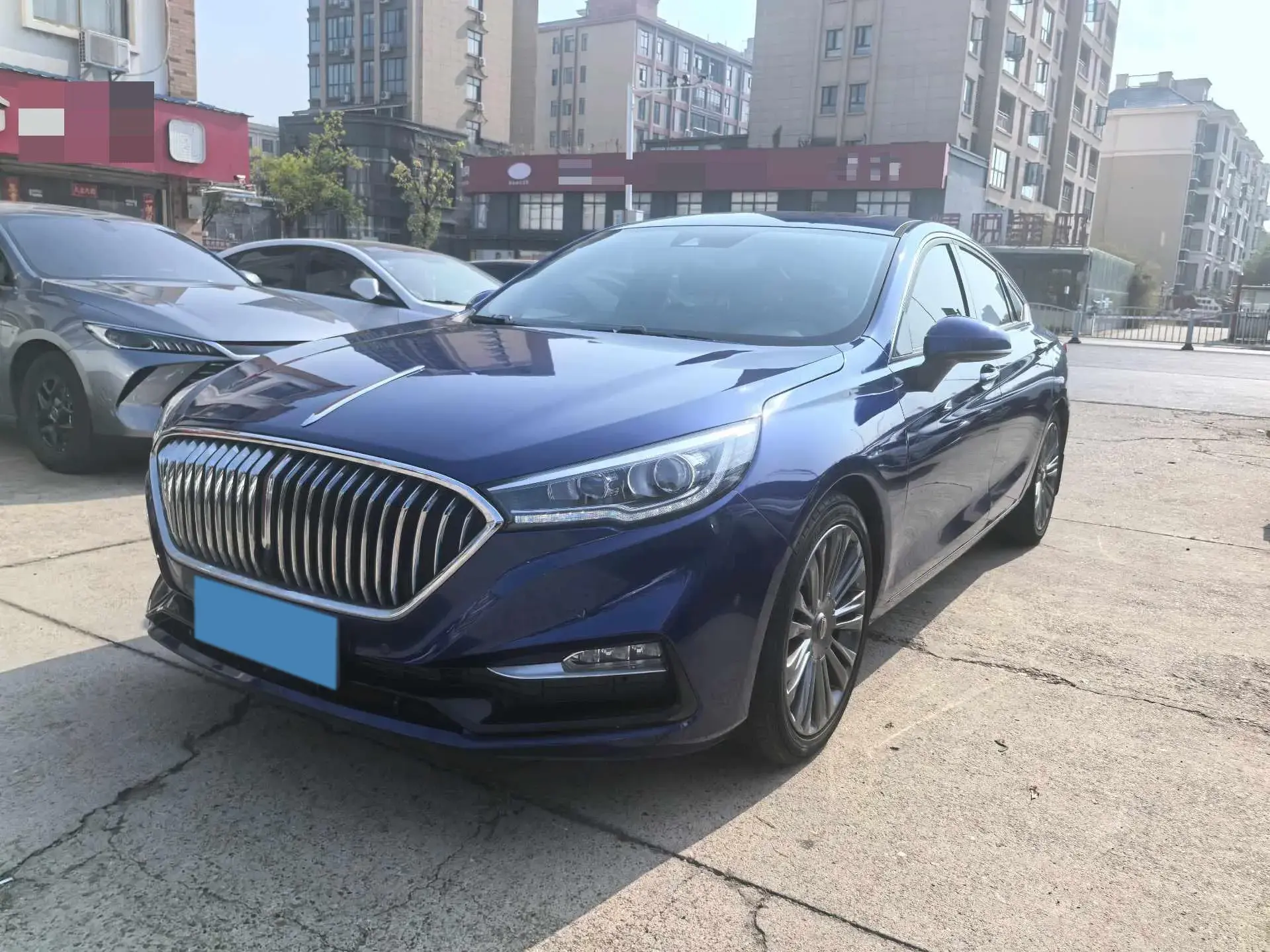 2020 HONGQI H5 view 1