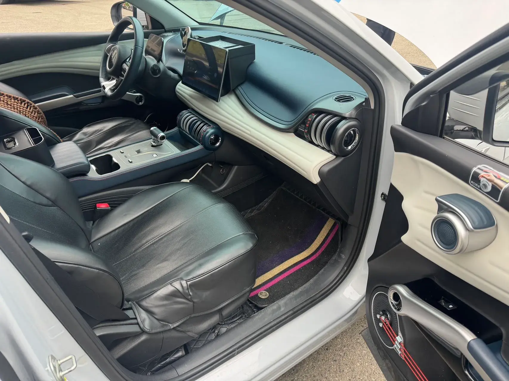 2022 BYD YUAN thumbnail 3