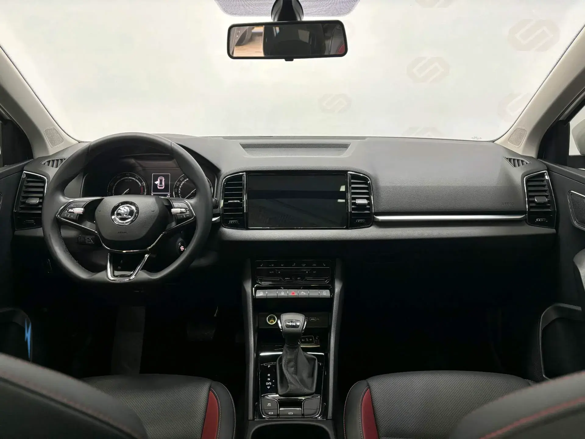 2022 SKODA KAROQ thumbnail 4