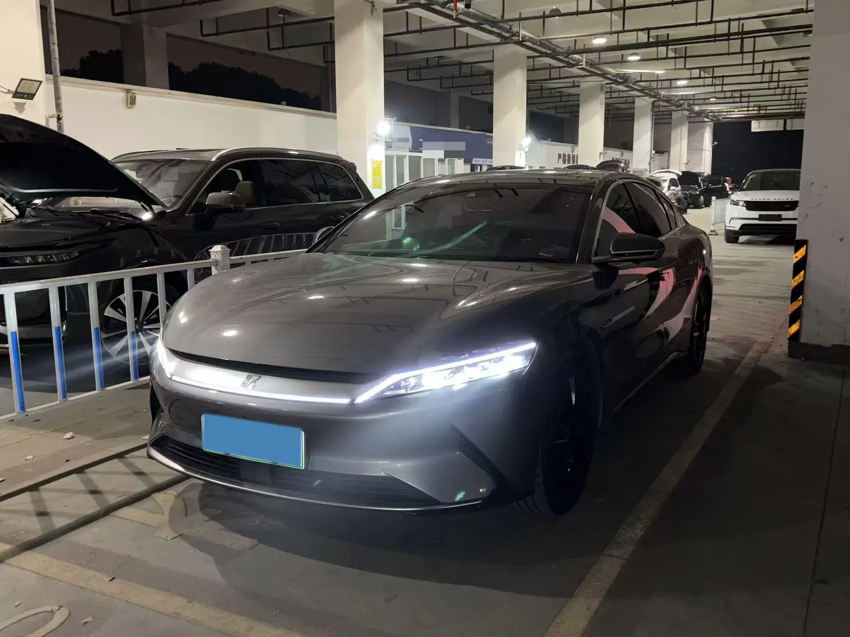 2020 BYD HAN view 1