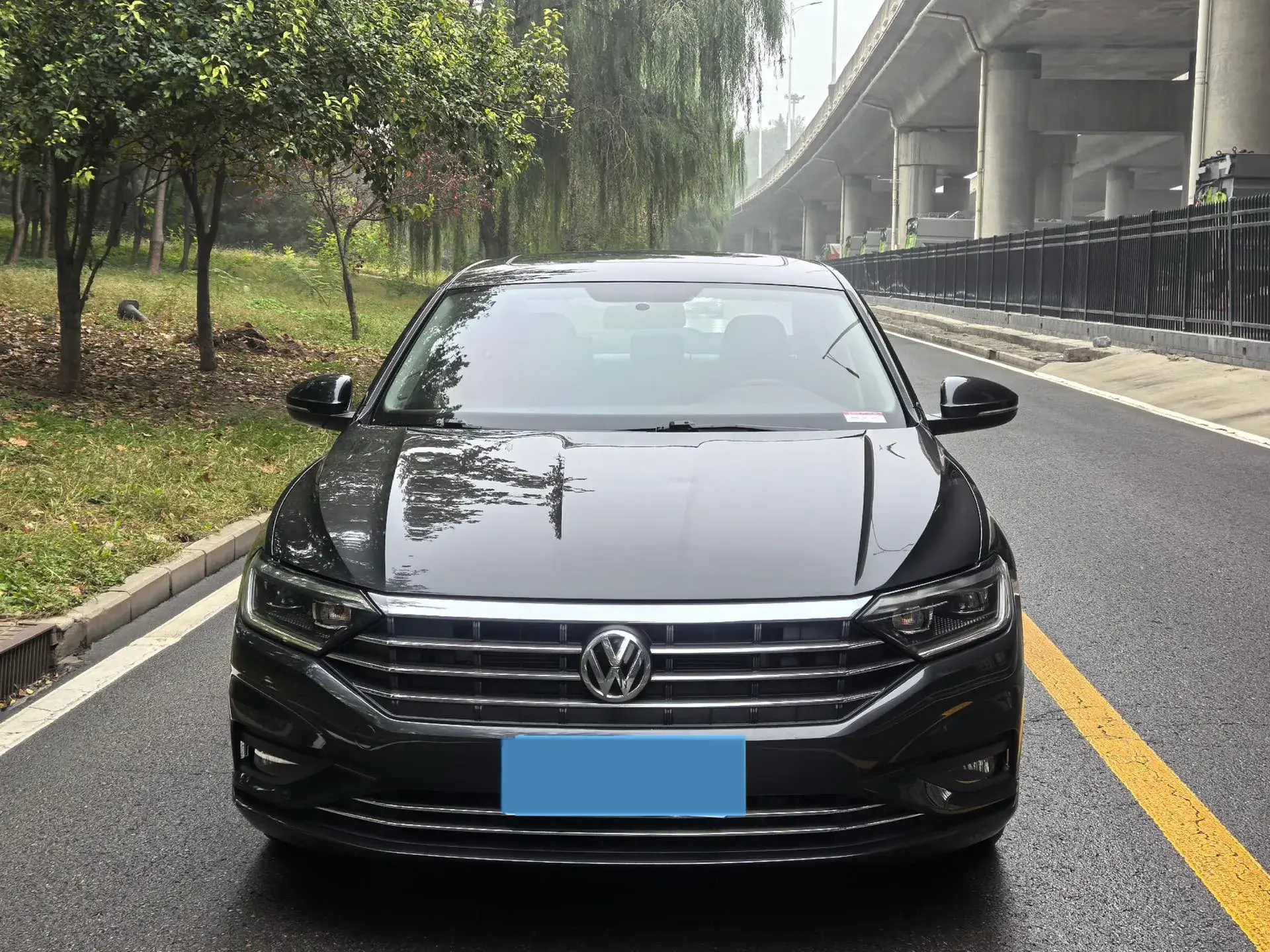 2020 VOLKSWAGEN SAGITAR thumbnail 2