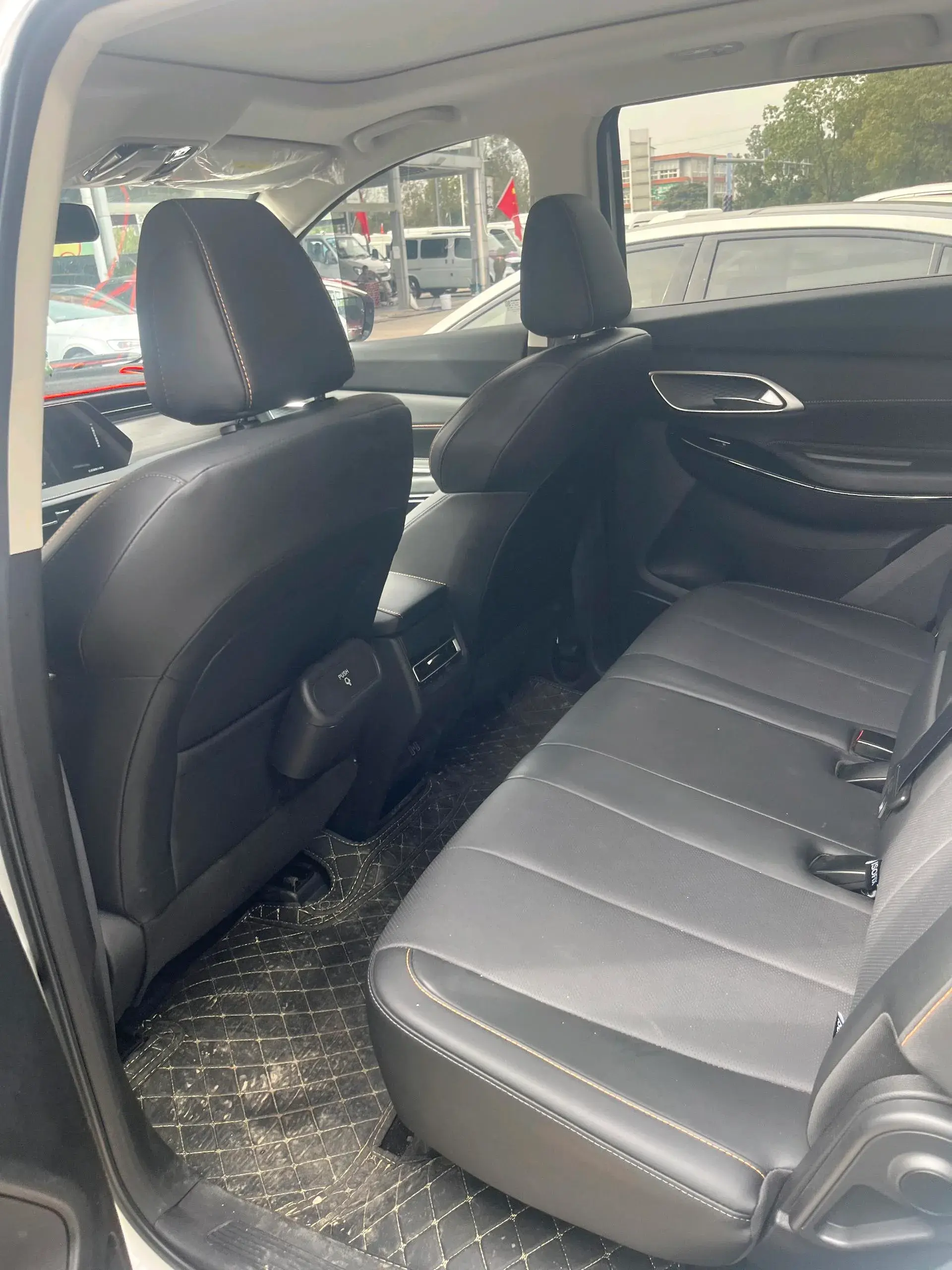 2024 CHANGAN X7 thumbnail 3