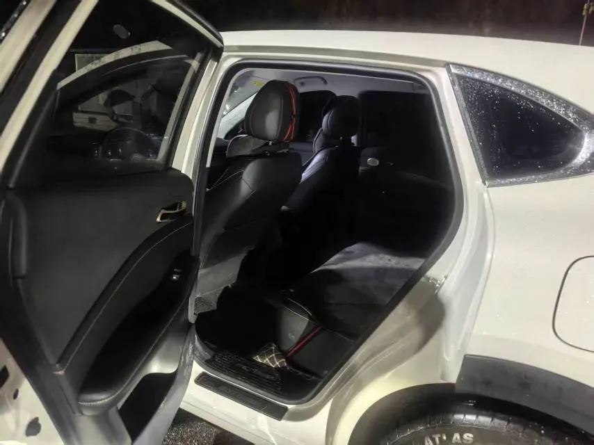 2024 BaoJun Cloud Sea BEV 69.2KWH,autocango,china used car exporter,china ev exporter,chinese used car exporter,chinese used ev exporter