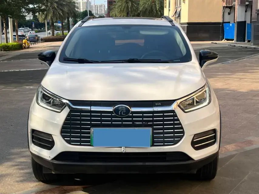 2018 BYD YUAN thumbnail 2