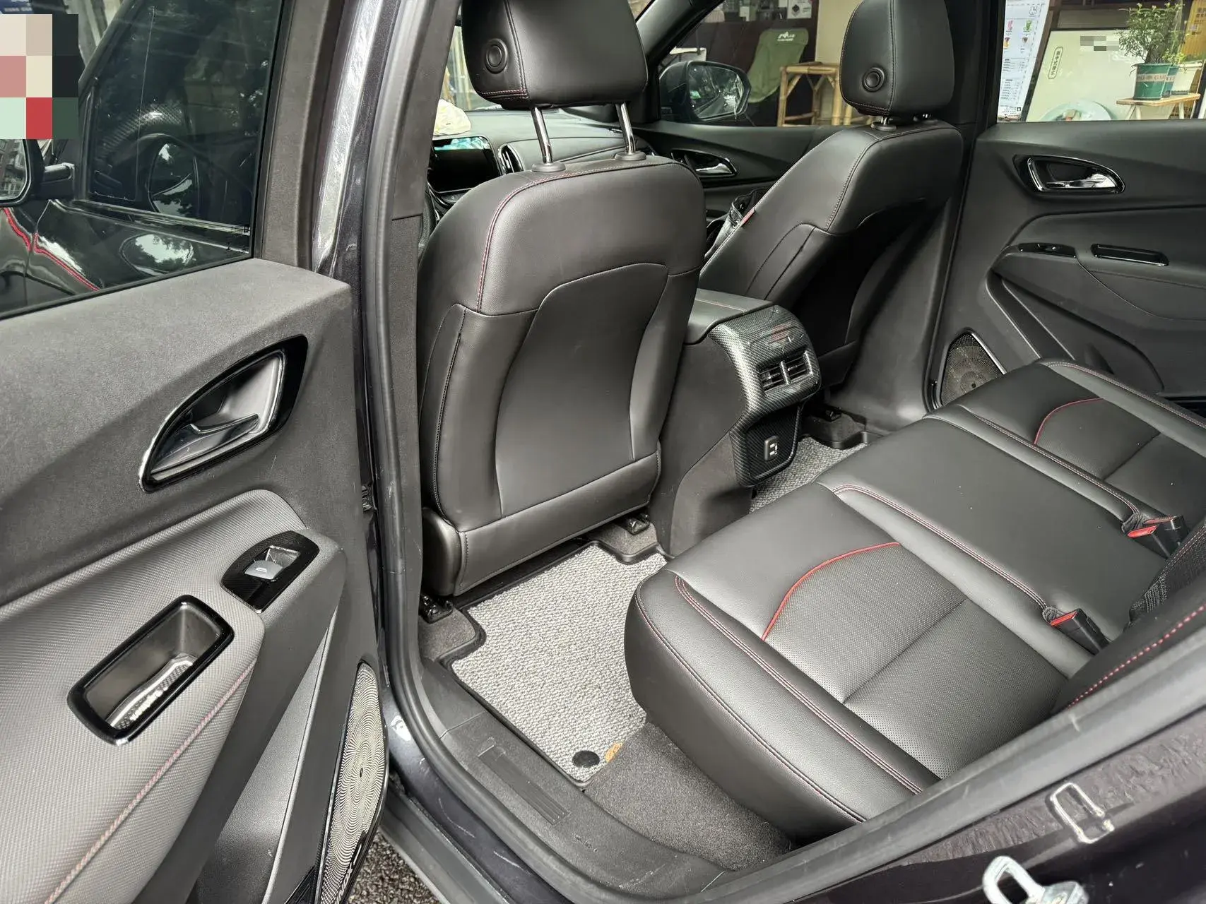 2021 CHEVROLET EQUINOX thumbnail 4