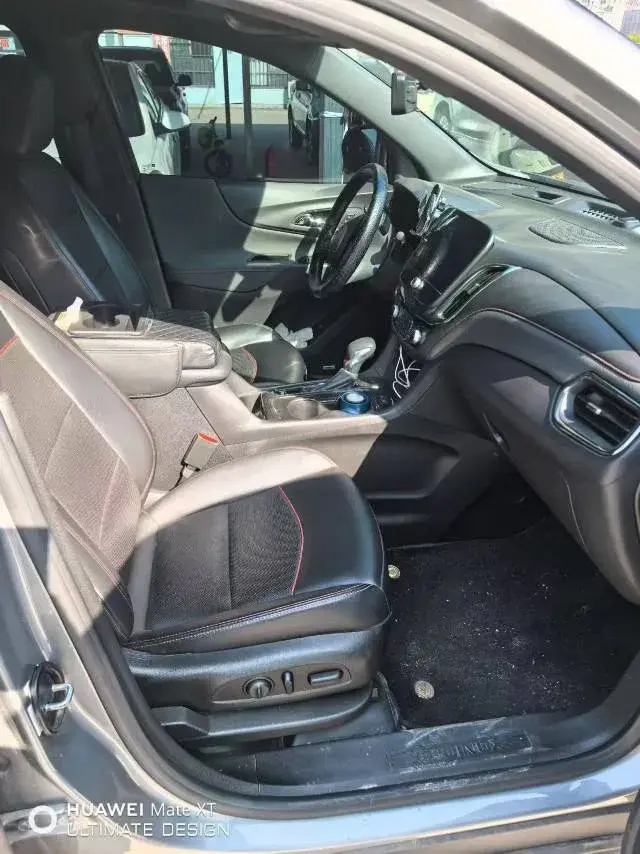 2022 CHEVROLET EQUINOX thumbnail 4