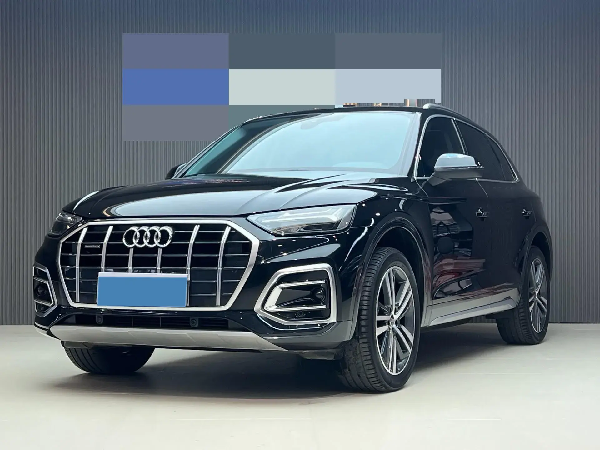 2022 AUDI Q5L view 1