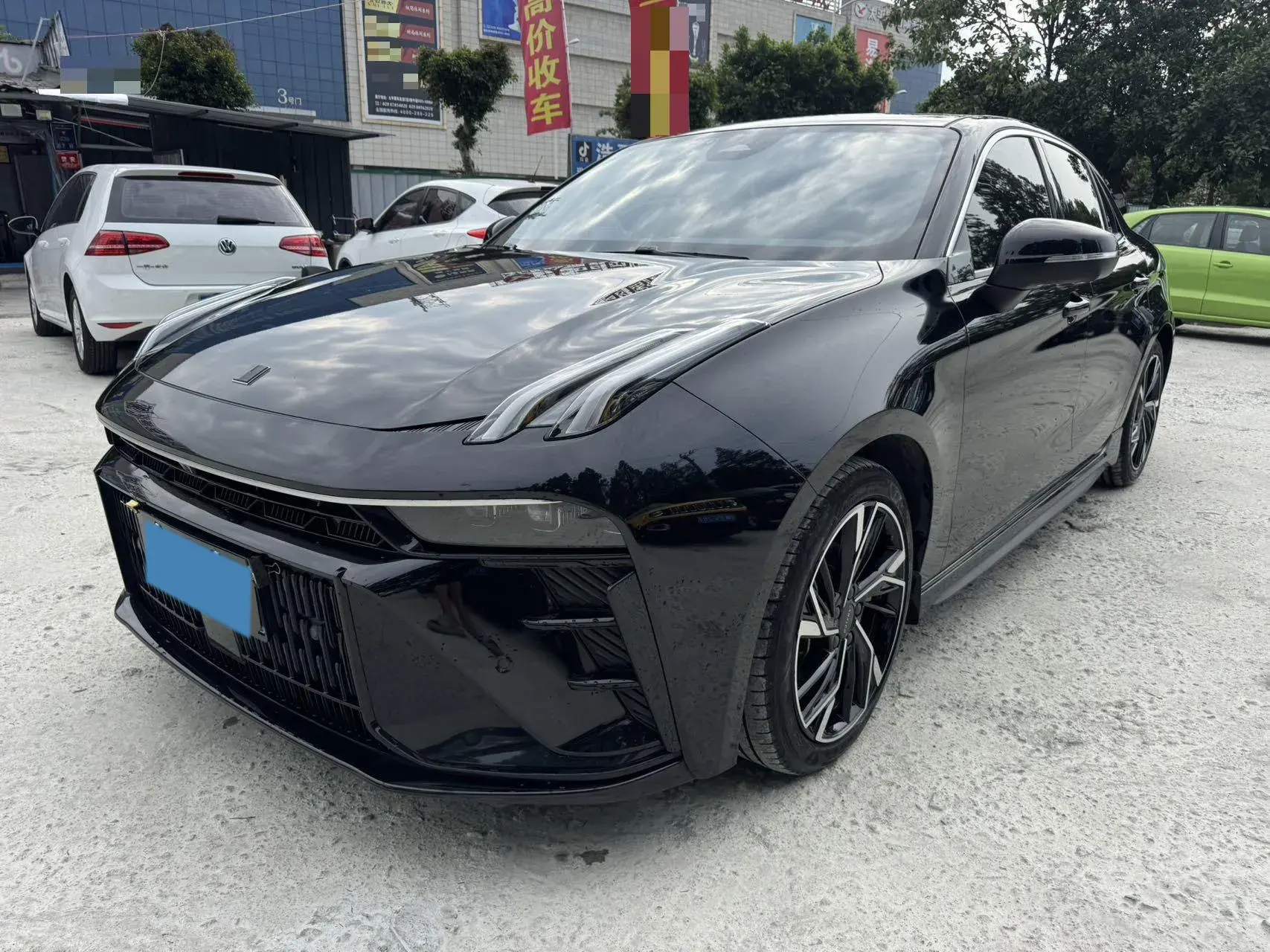 2023 LYNK&CO 03 view 1