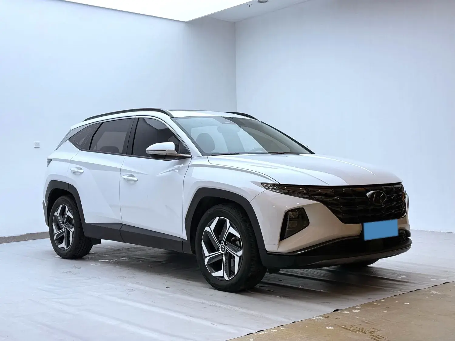 2021 HYUNDAI TUCSON thumbnail 2
