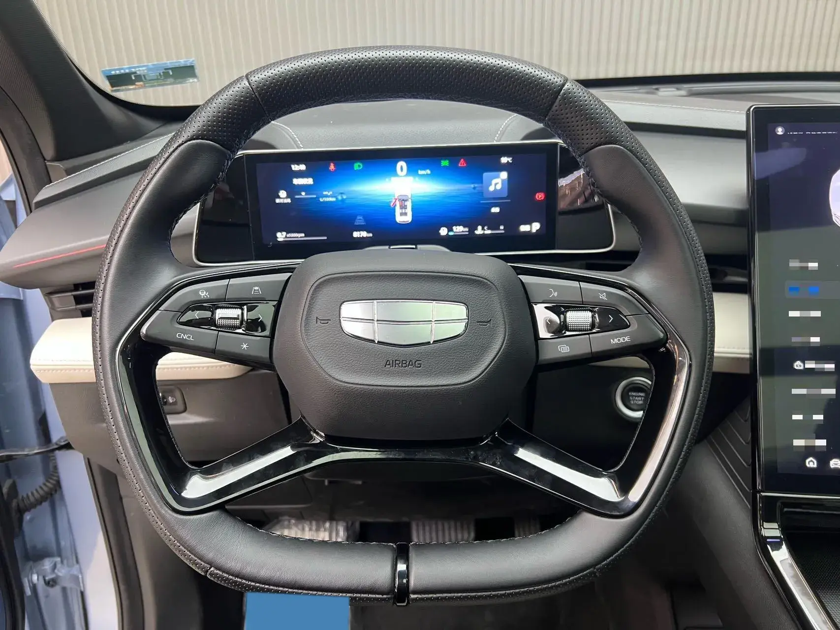 2023 GEELY AZKARRA thumbnail 4