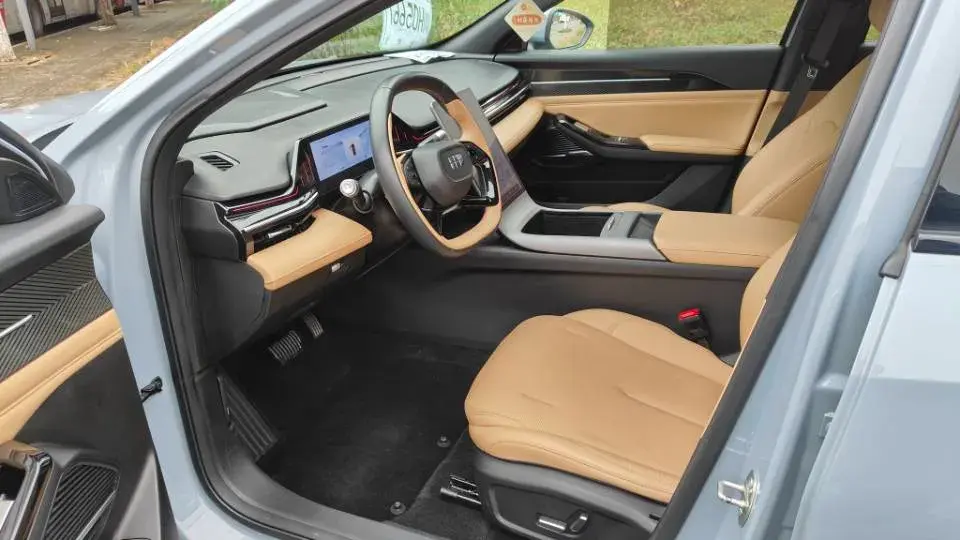 2023 GEELY GALAXY thumbnail 4