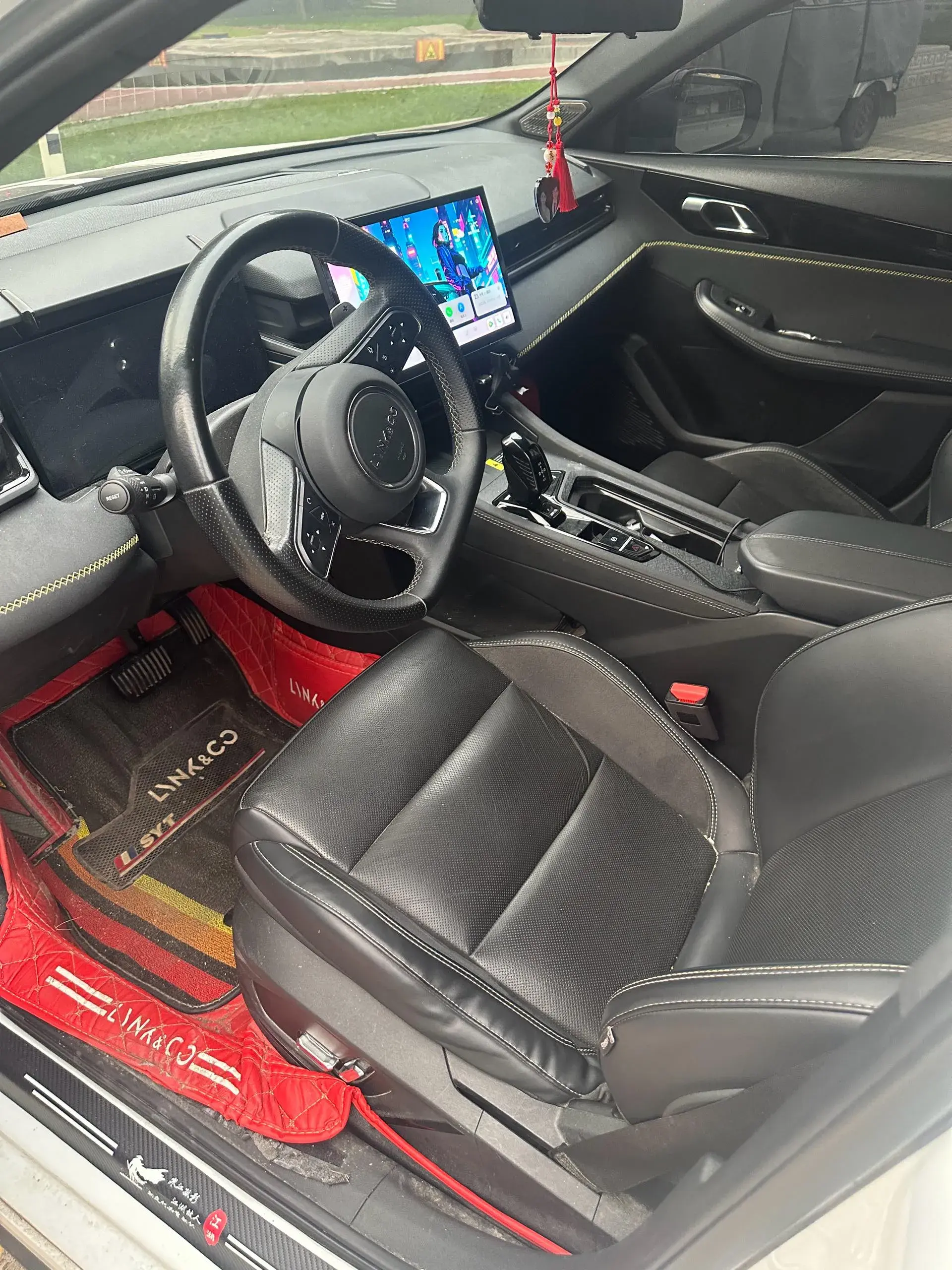 2023 LYNK&CO 03 thumbnail 3