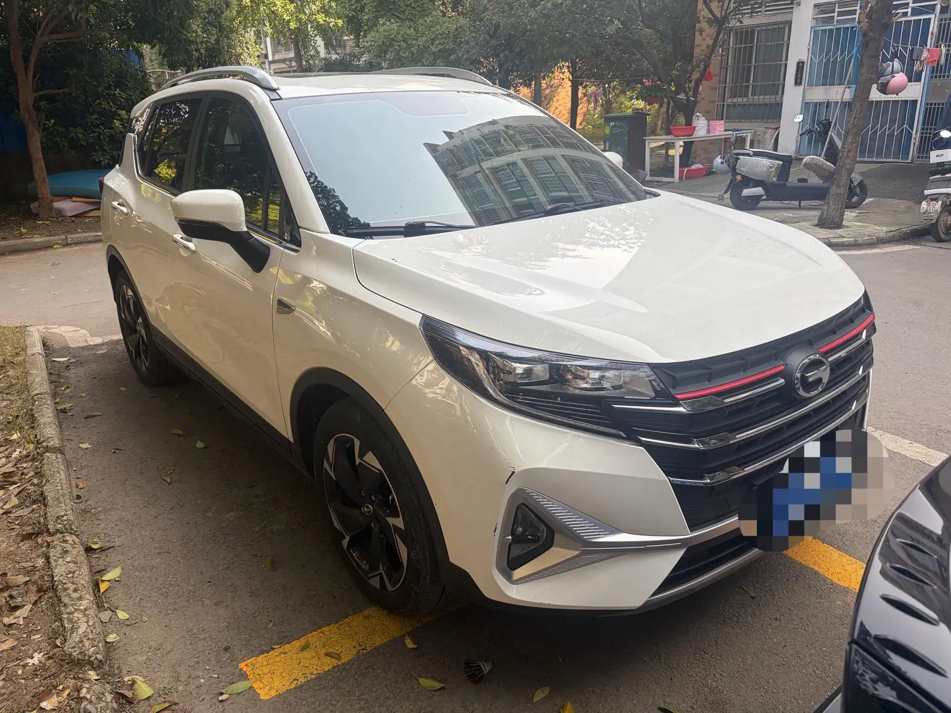 2021 GAC TRUMPCHI thumbnail 3