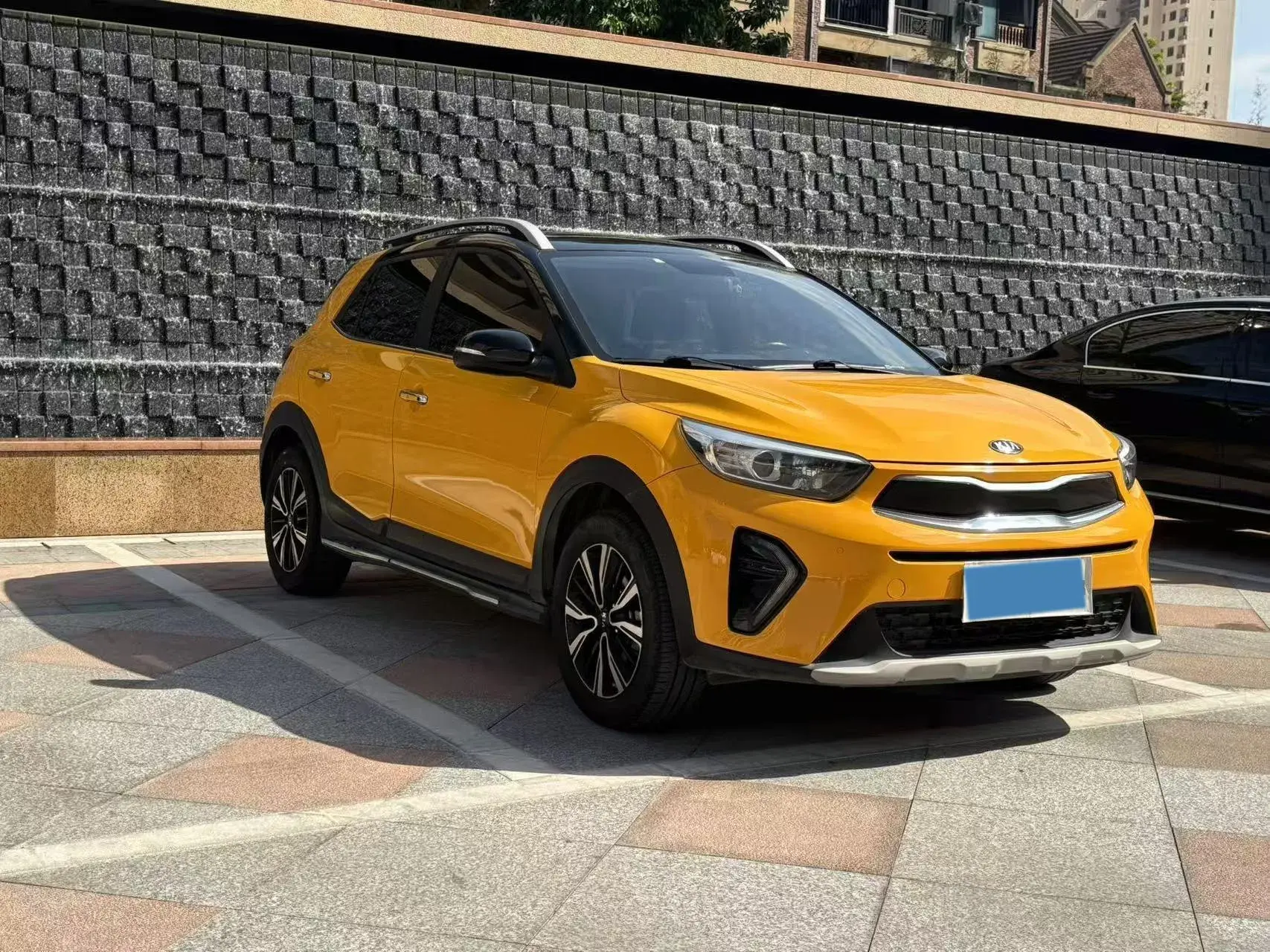 2021 KIA KX1 thumbnail 3