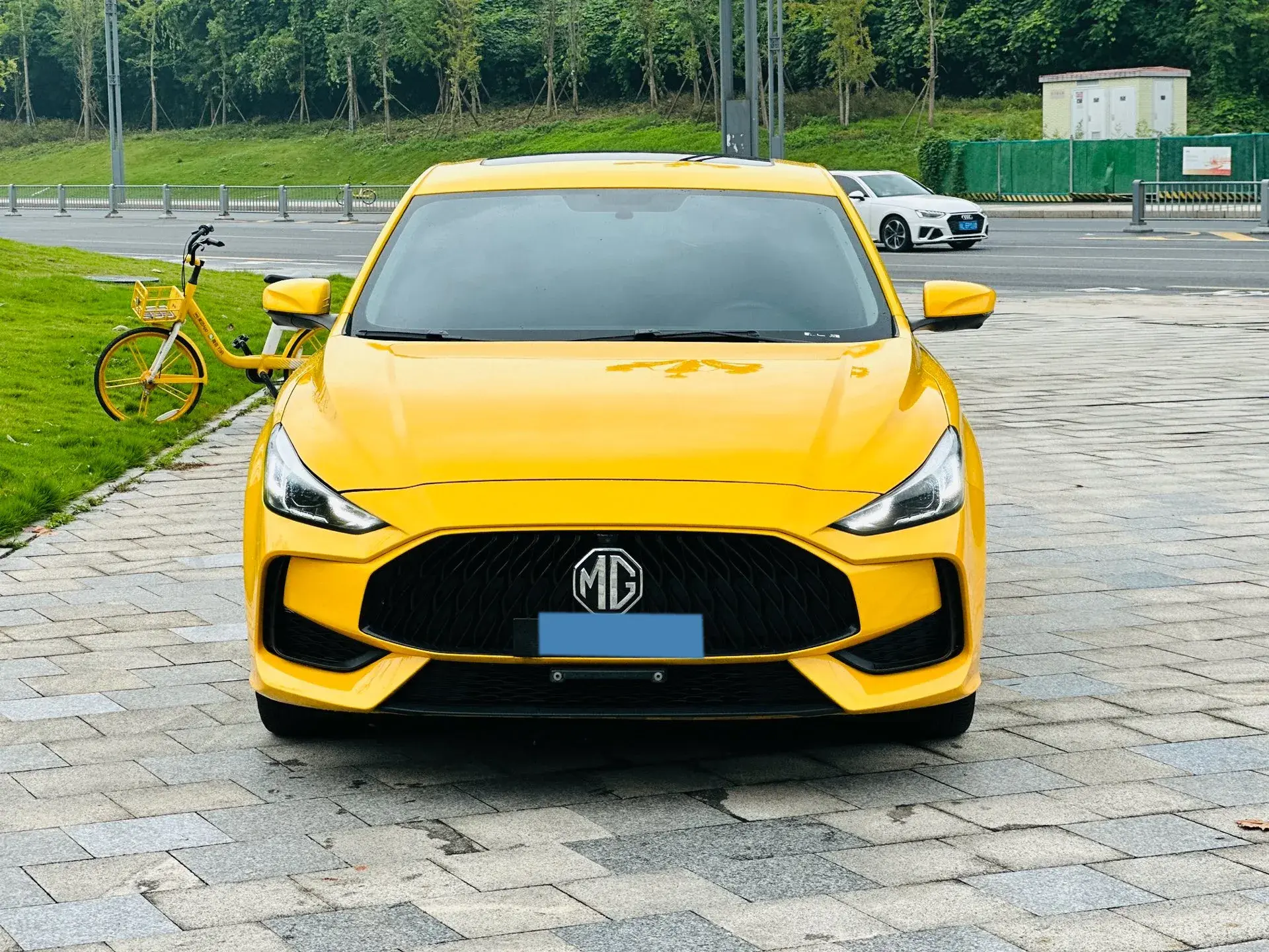 2021 MG 5 thumbnail 2