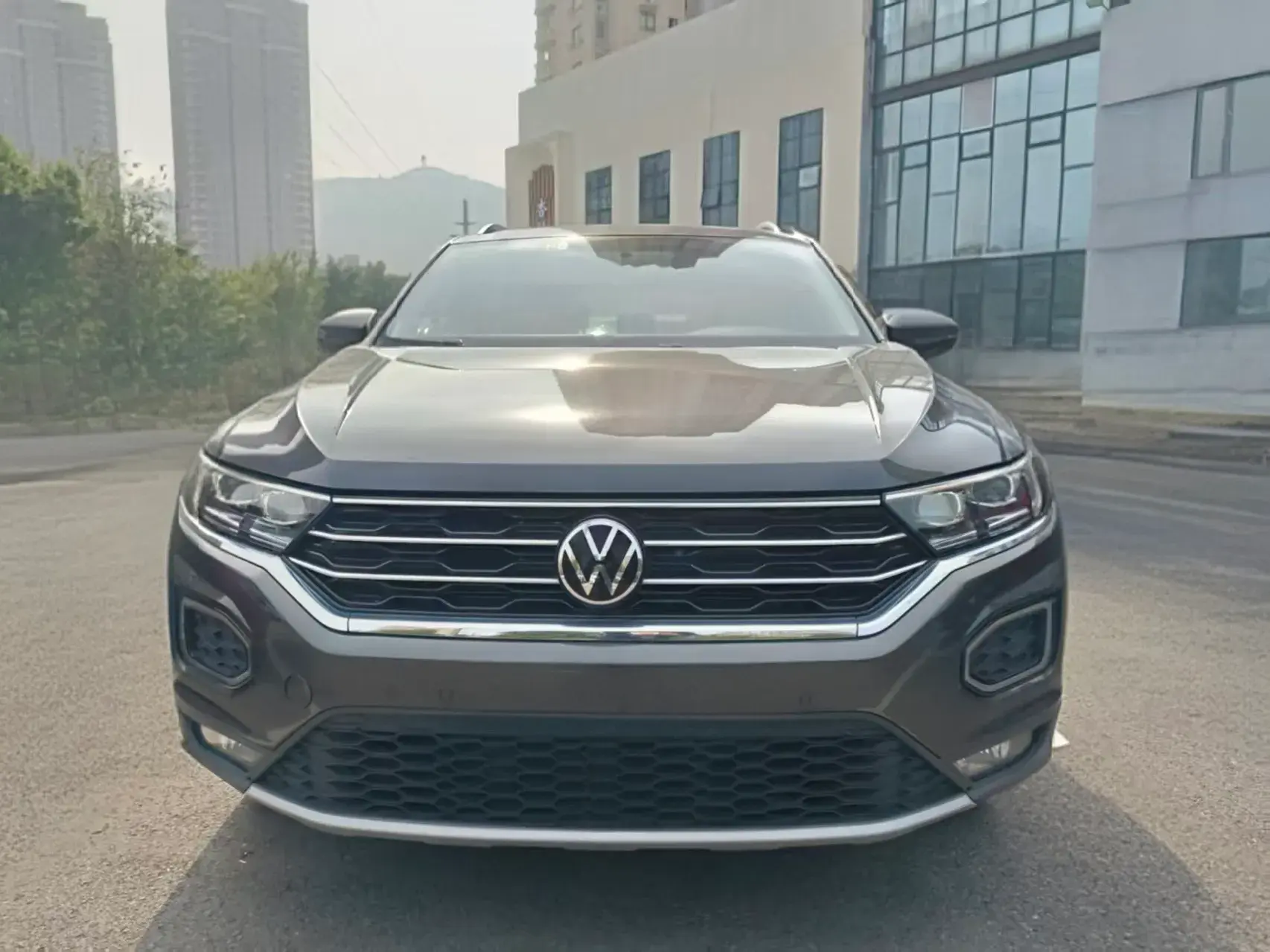 2022 VOLKSWAGEN T-ROC thumbnail 2