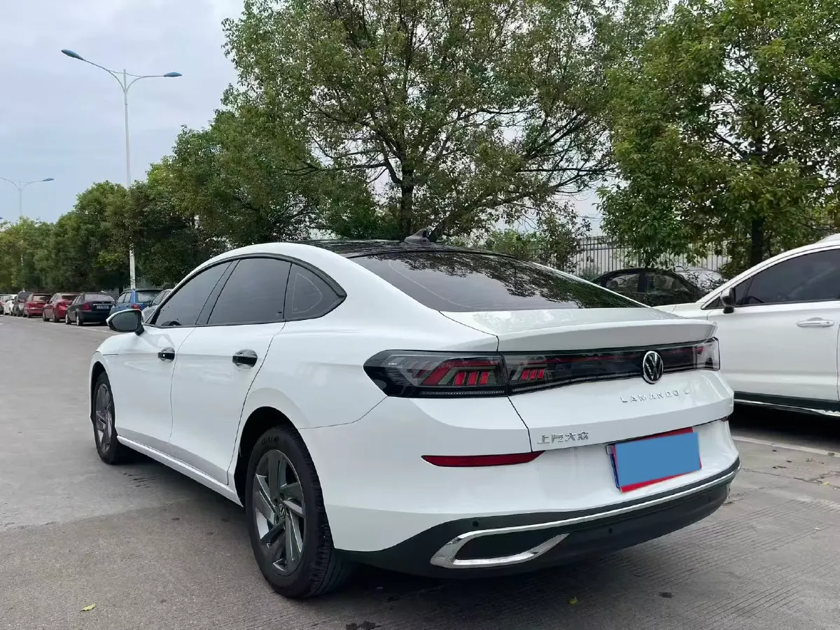 2025 Volkswagen Lamando 1.4T 150HP L4 7DCT,autocango,china used car exporter,china ev exporter,chinese used car exporter,chinese used ev exporter