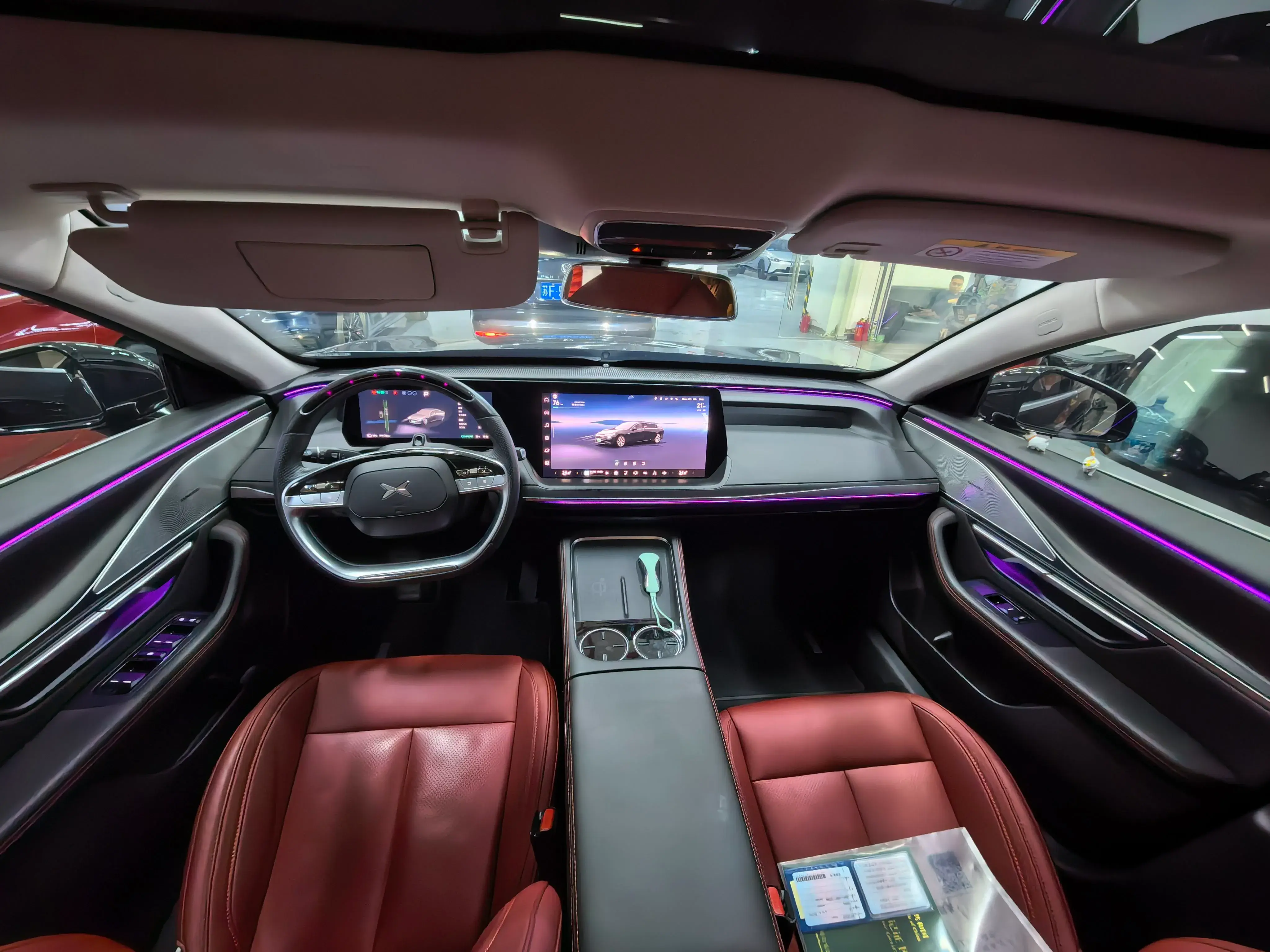 2023 XPENG P7 thumbnail 4