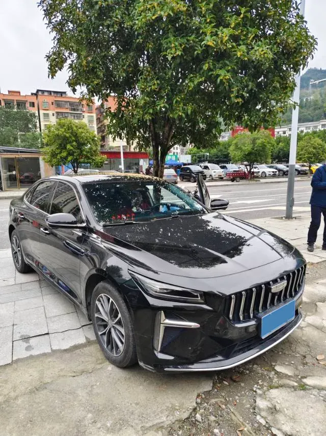 2024 Geely PrefaceL 1.5T 163HP L4 3DHT Hybrid,autocango,china used car exporter,china ev exporter,chinese used car exporter,chinese used ev exporter