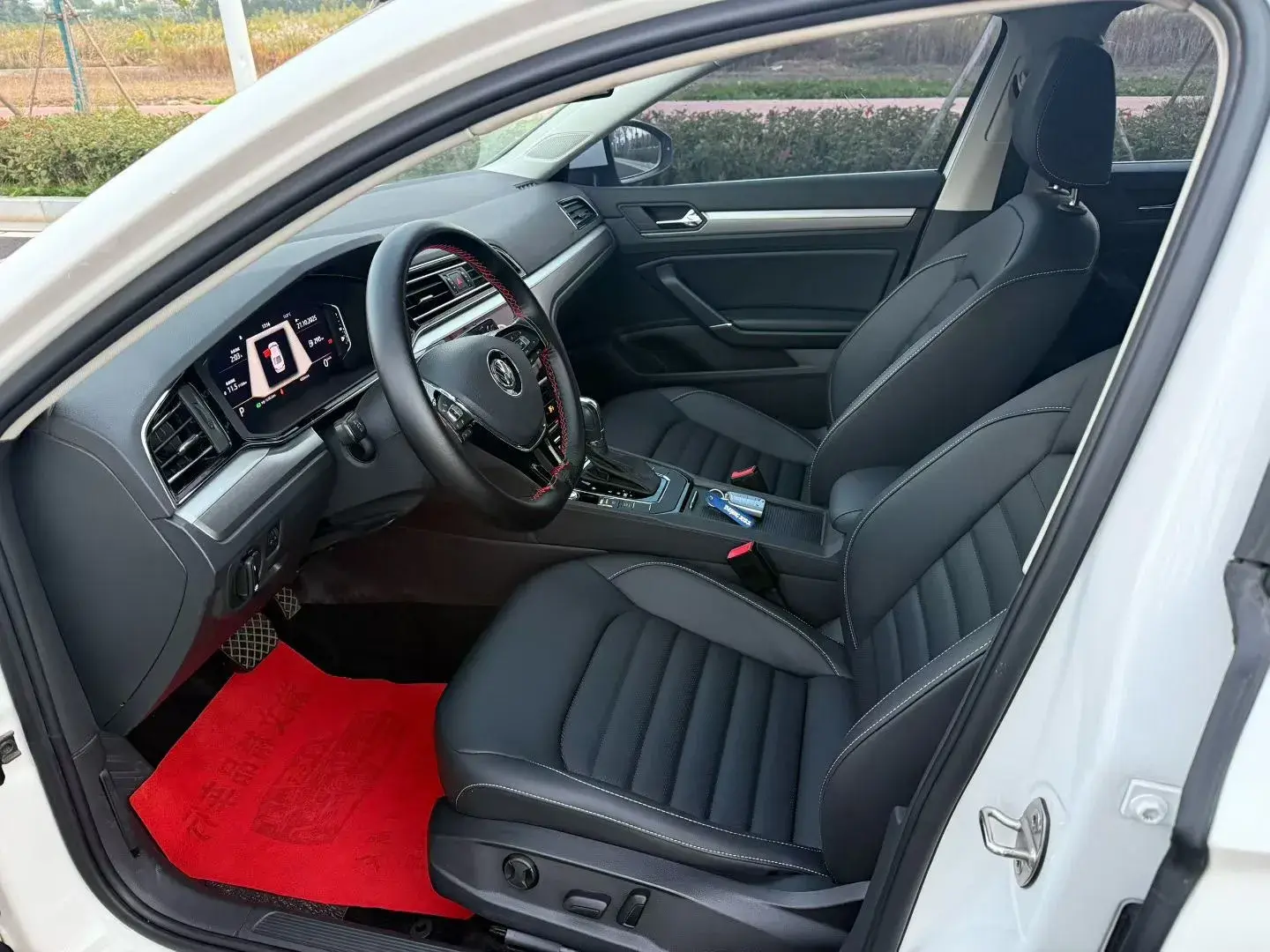 2021 VOLKSWAGEN LAMANDO thumbnail 4