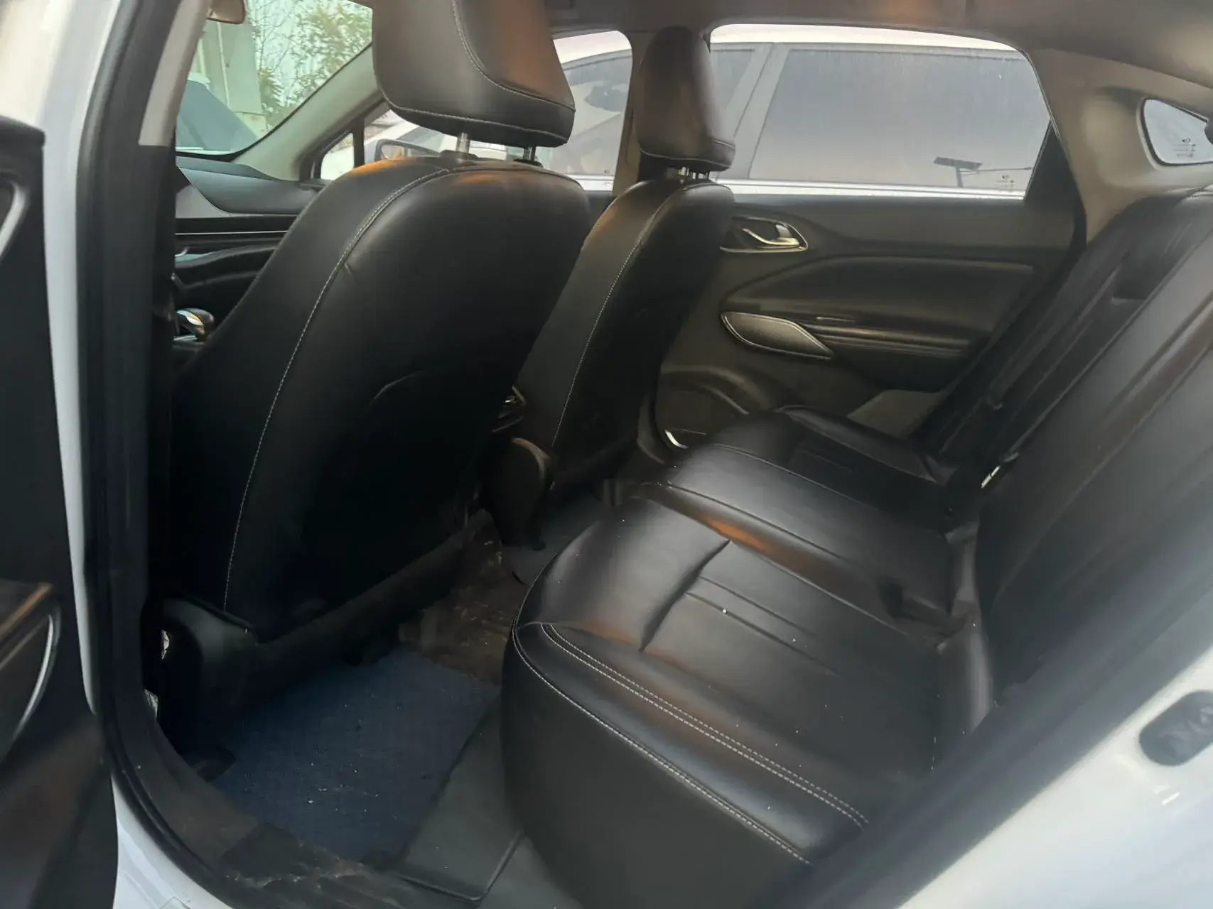 2019 AION S thumbnail 3