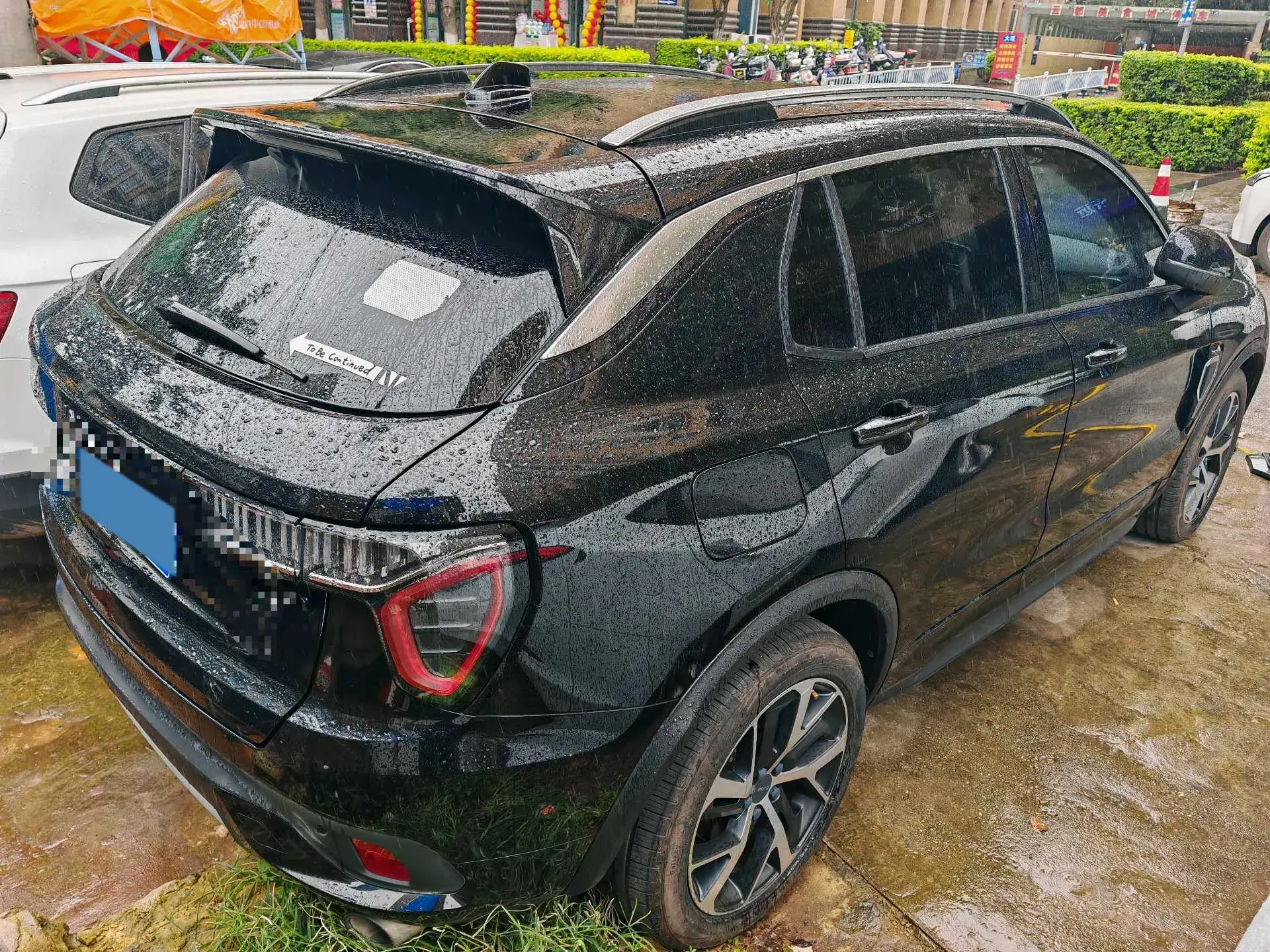 2017 LYNK&CO 01 thumbnail 2