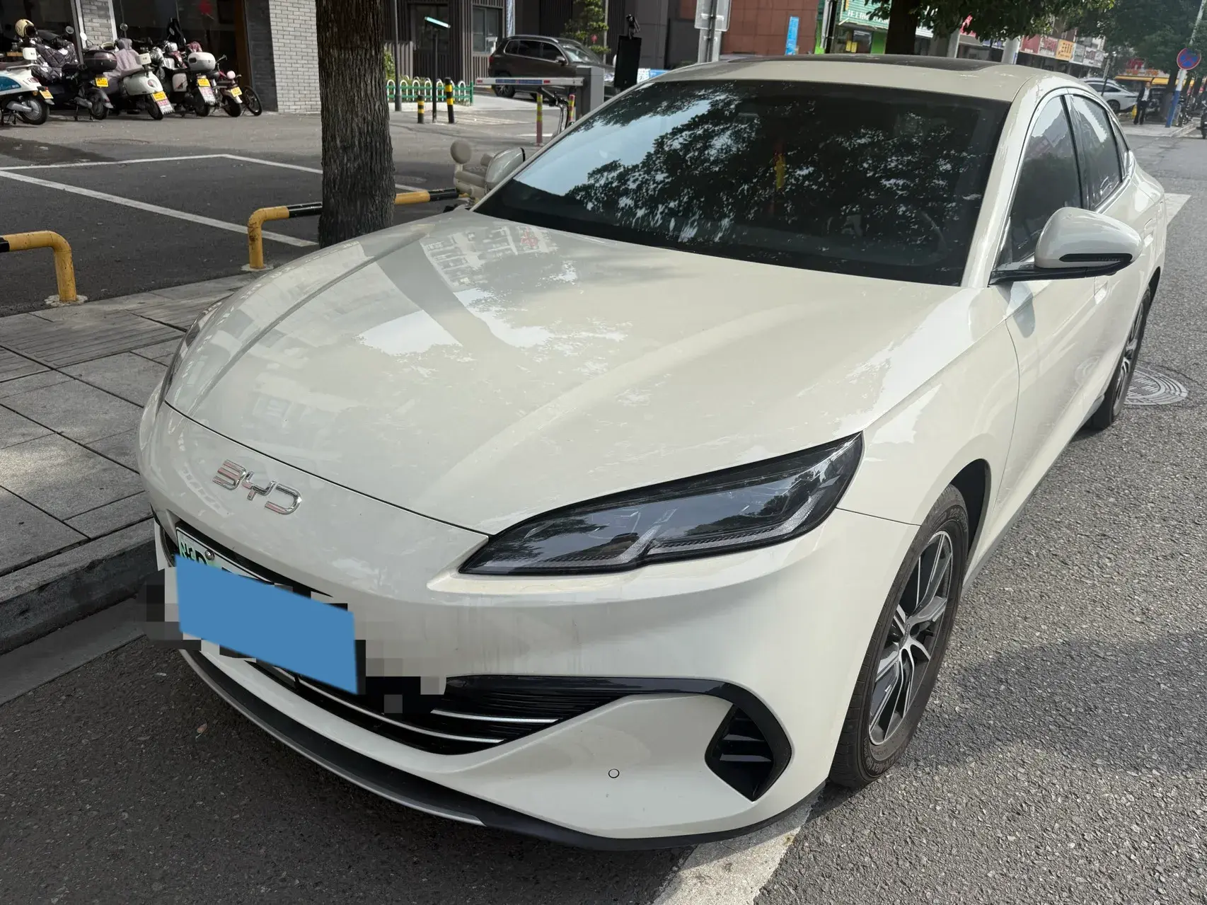 2023 BYD QIN view 1