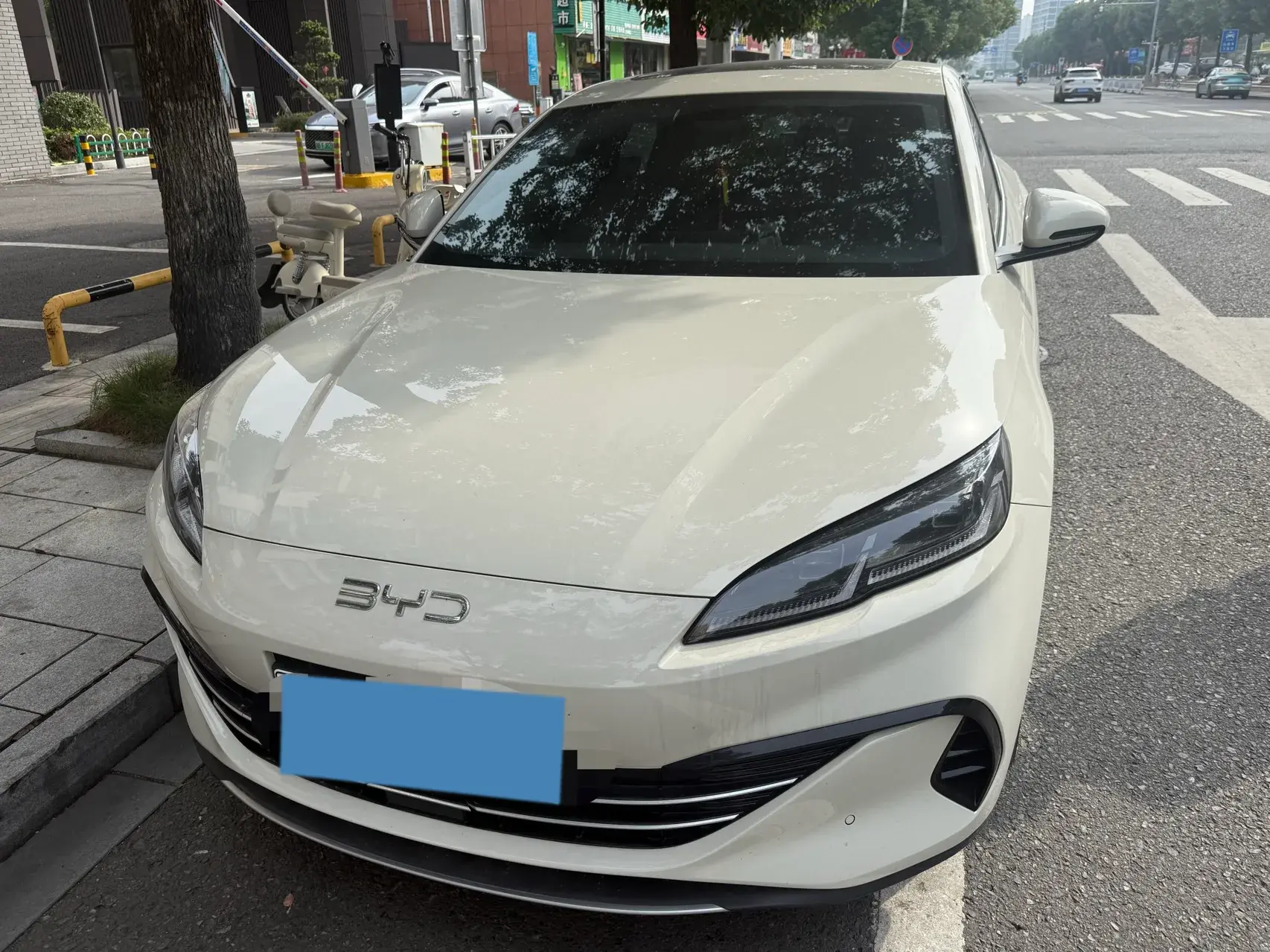 2023 BYD QIN thumbnail 2