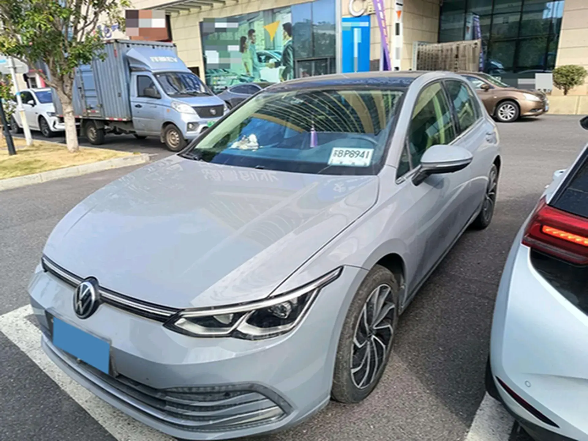 2021 VOLKSWAGEN GOLF view 1