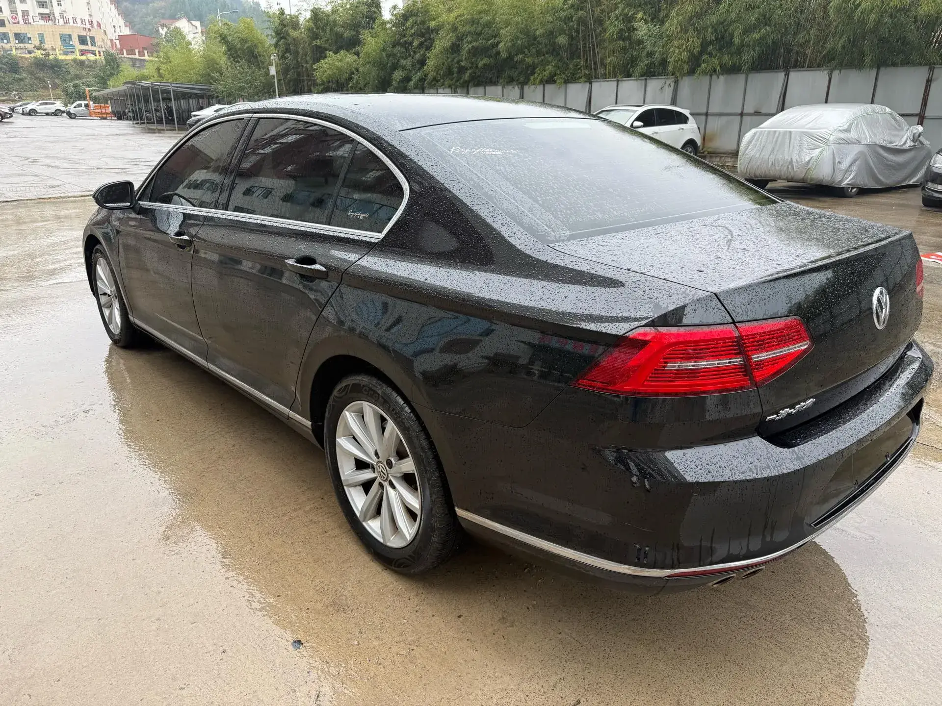 2018 VOLKSWAGEN MAGOTAN thumbnail 4