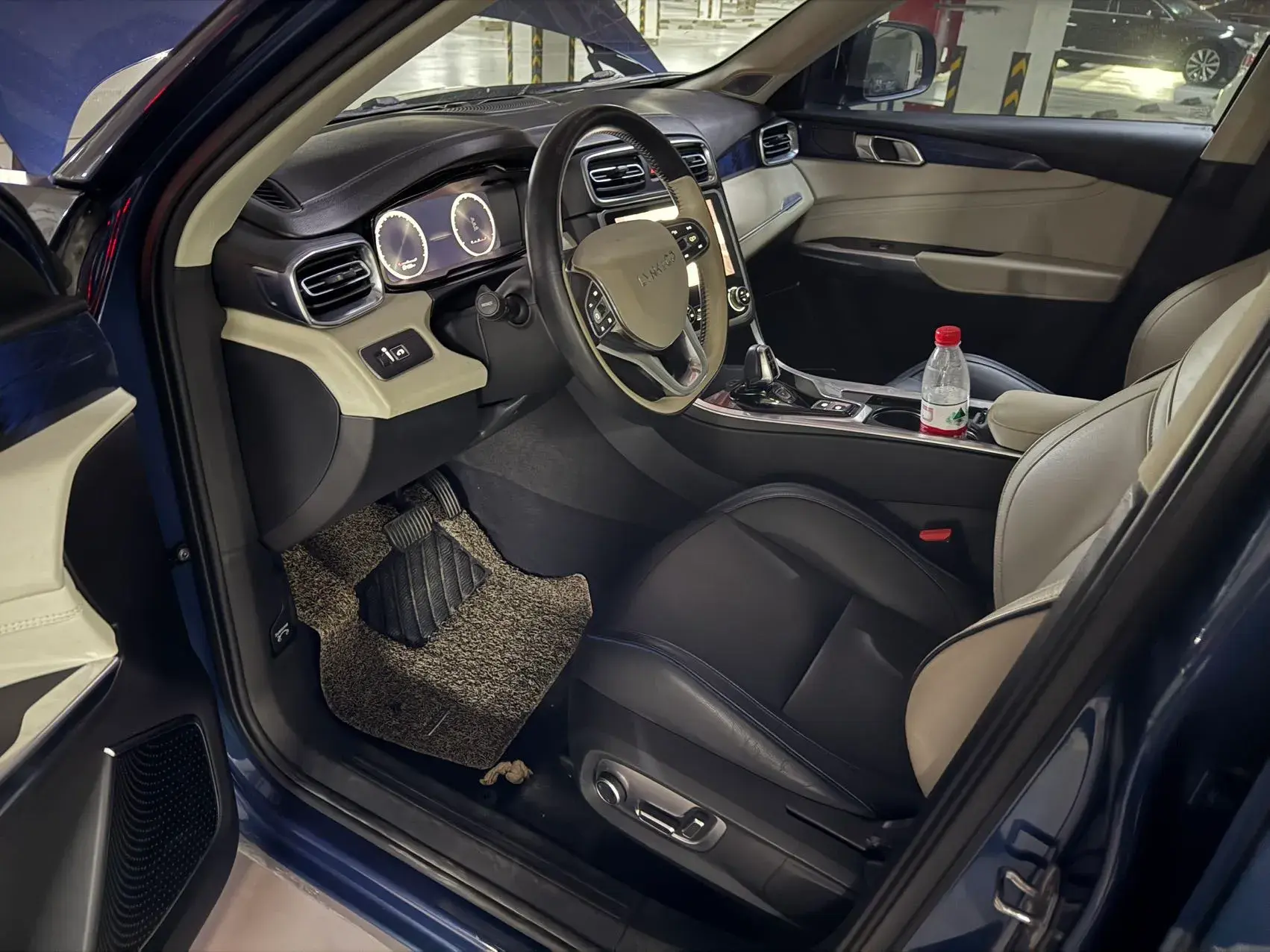 2019 LYNK&CO 01 thumbnail 4