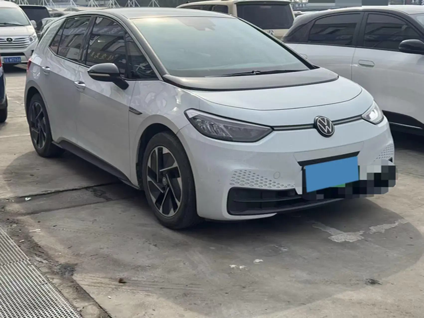 2023 VOLKSWAGEN ID.3 thumbnail 3