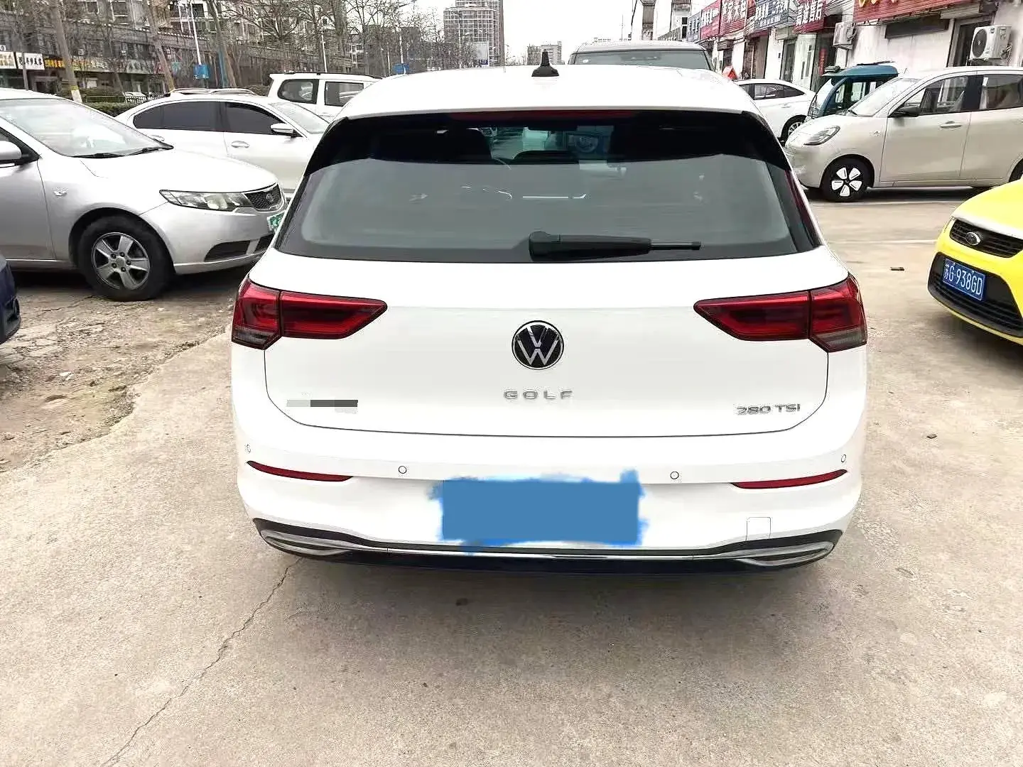 2021 VOLKSWAGEN GOLF thumbnail 2